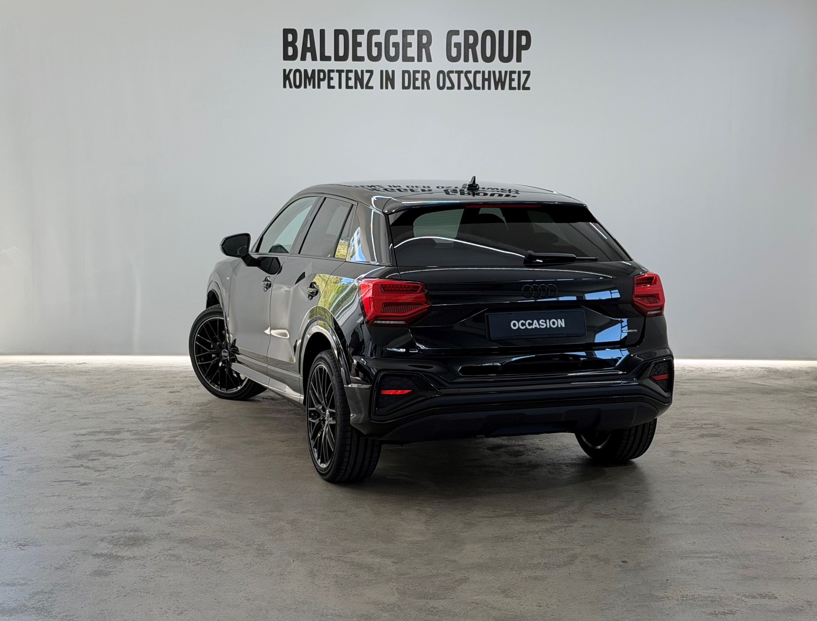 AUDI Q2 2.0 40 TFSI S Line quattro-showroom-element-1