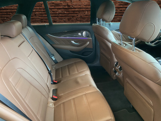 MERCEDES-BENZ E 43 AMG 4 Matic-image-11