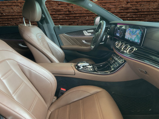 MERCEDES-BENZ E 43 AMG 4 Matic-image-10