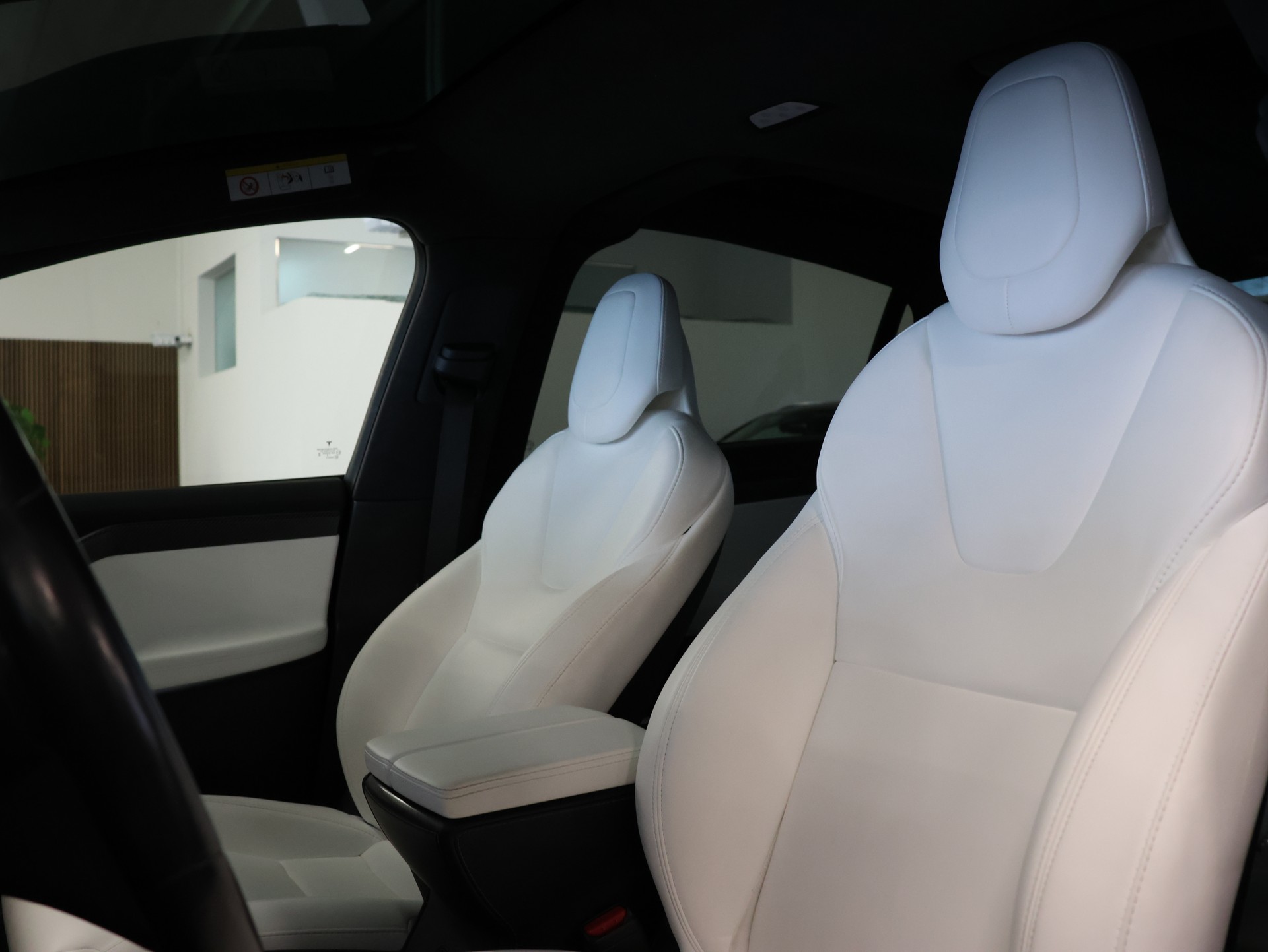 TESLA Model X Performance *Panoramadach* *Sitzheizung*-image-18