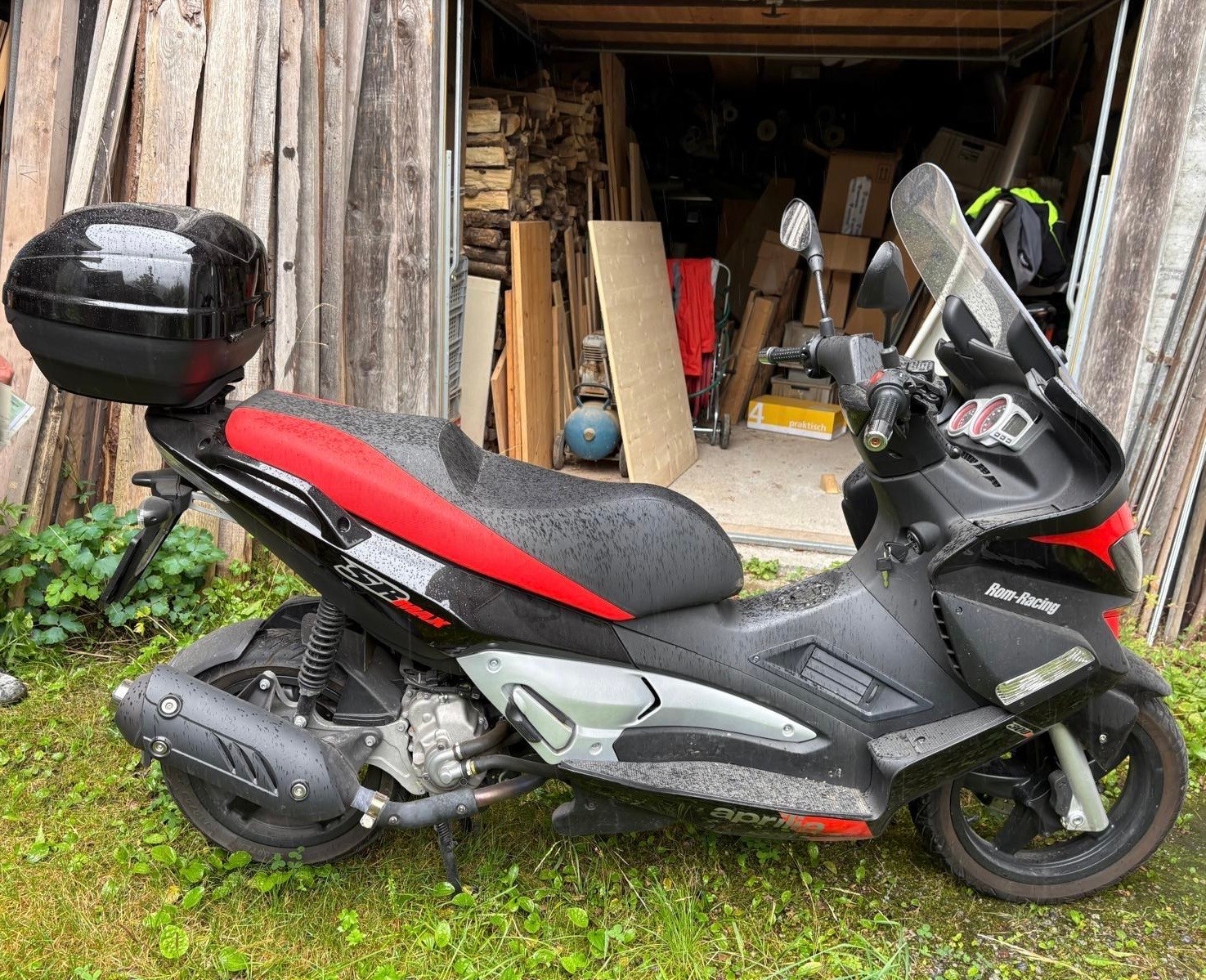 APRILIA SR Max 300 i.e-image-1