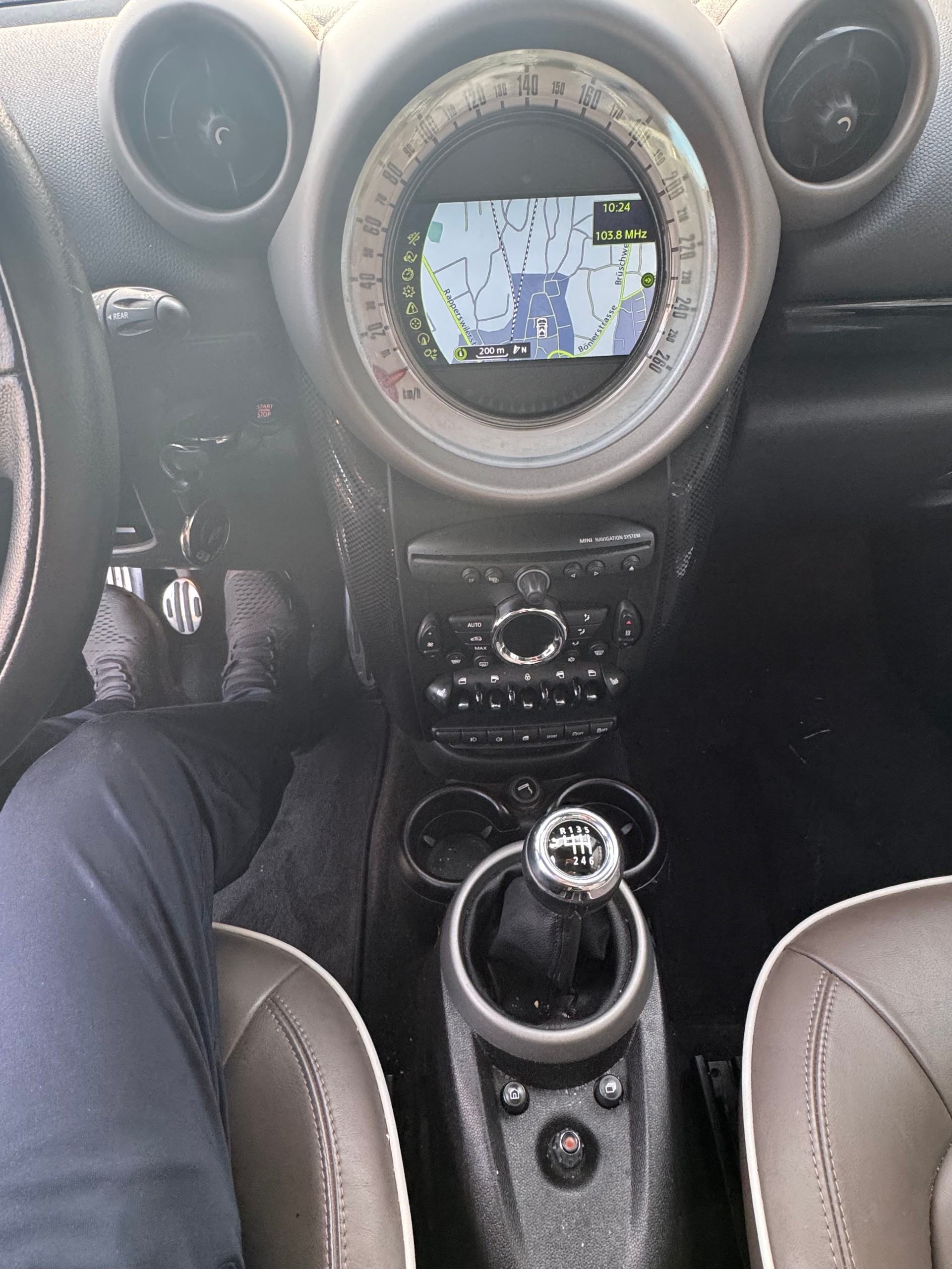 MINI Cooper S Coupe-image-10