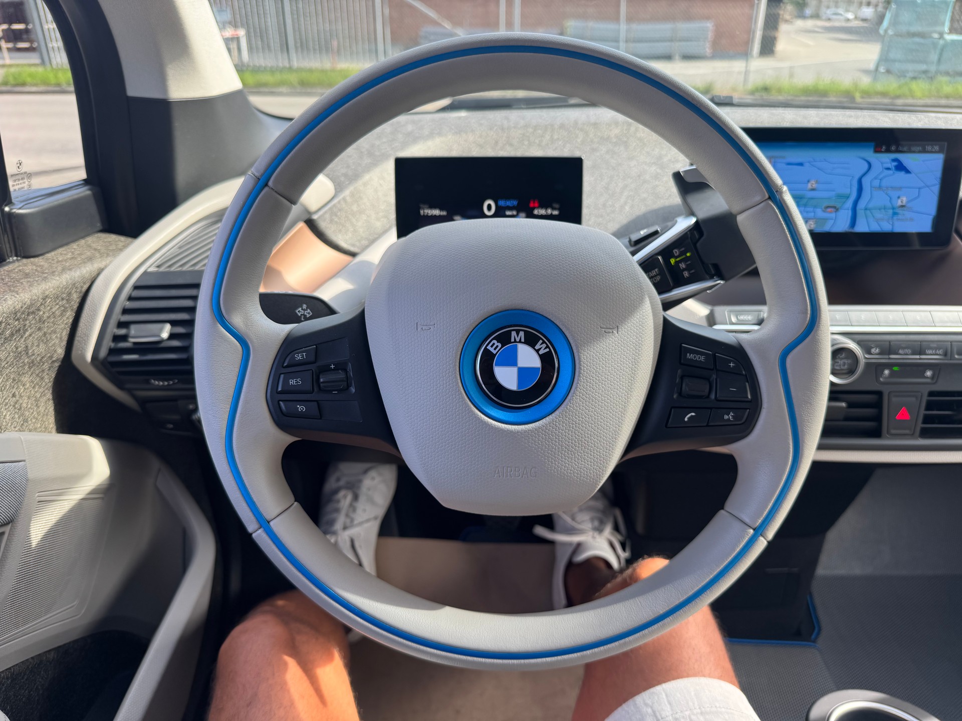 BMW i3 (120Ah) Unique Forever Edition-image-15