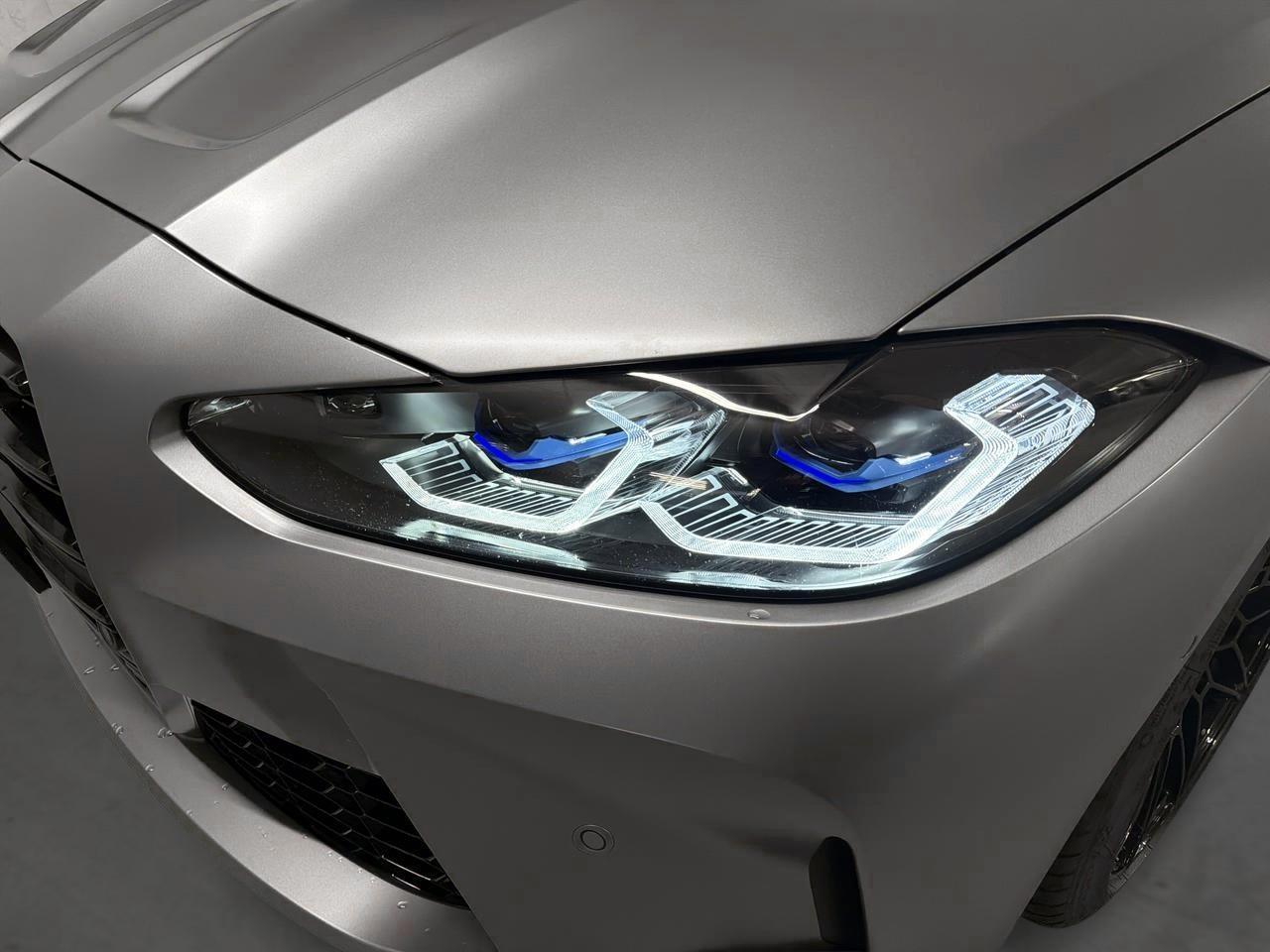 BMW M3 Competition xDrive Touring-image-6
