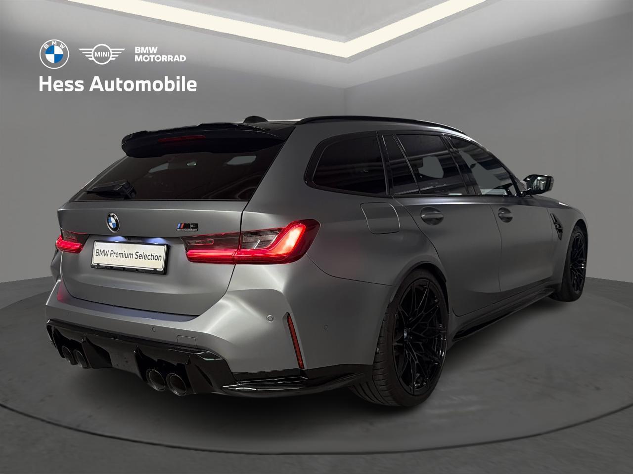 BMW M3 Competition xDrive Touring-showroom-element-2