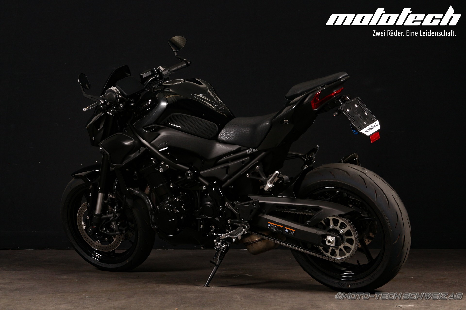 KAWASAKI Z 900 STAGE 1 Akrapovič-image-2