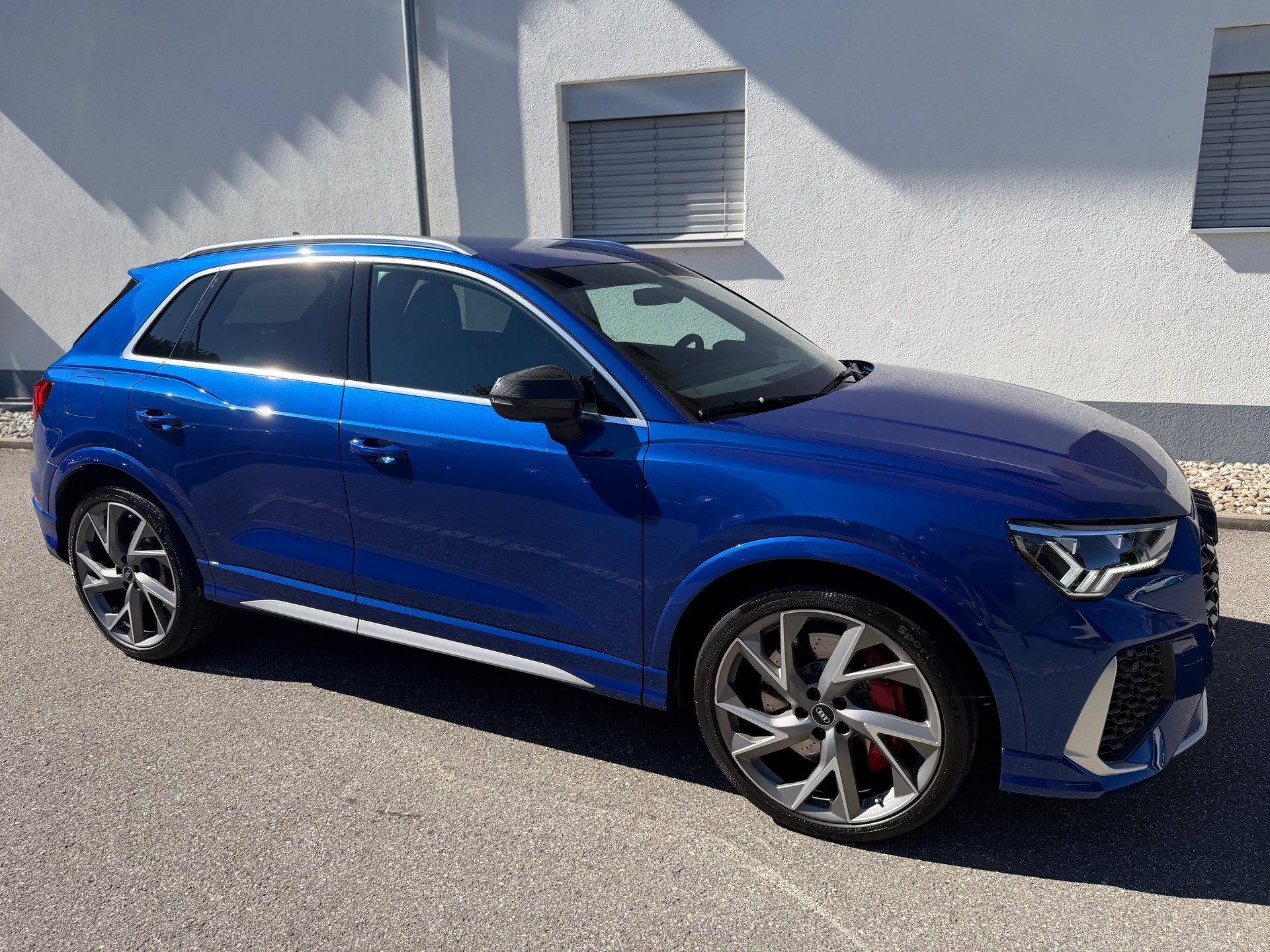 AUDI RS Q3 2.5 TFSI quattro S tronic-showroom-element-3