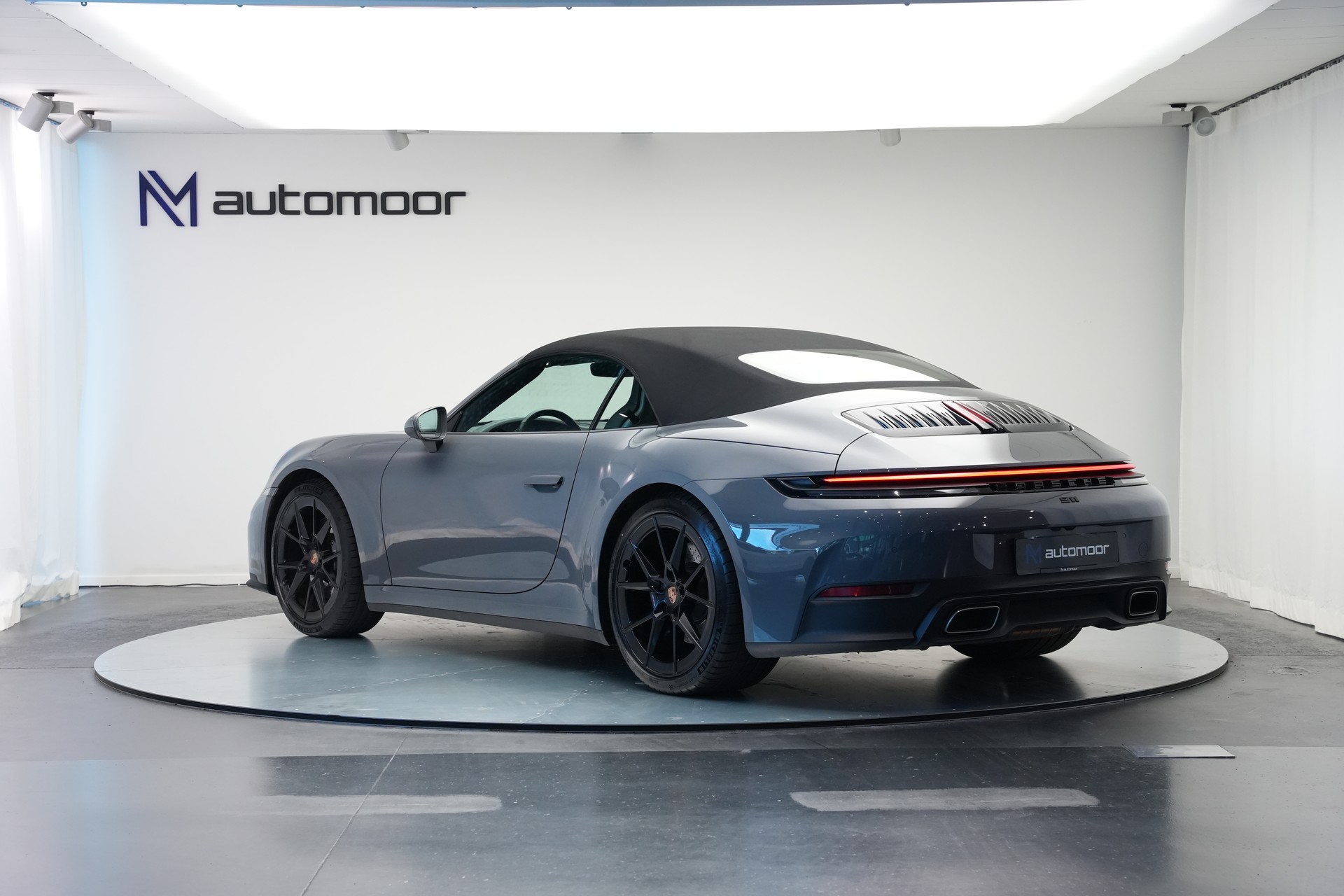 PORSCHE 911 Carrera Cabriolet PDK-image-10