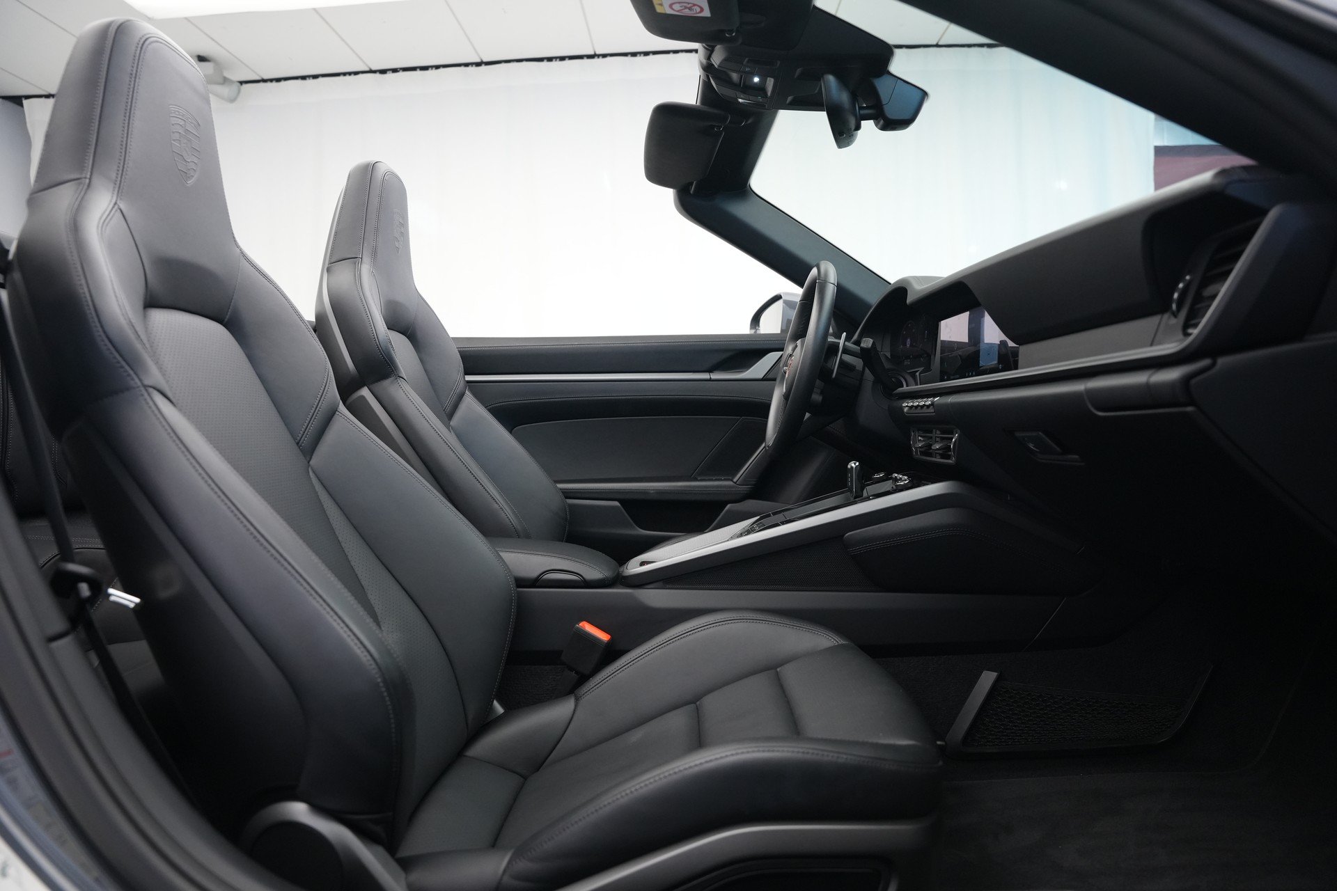 PORSCHE 911 Carrera Cabriolet PDK-image-18