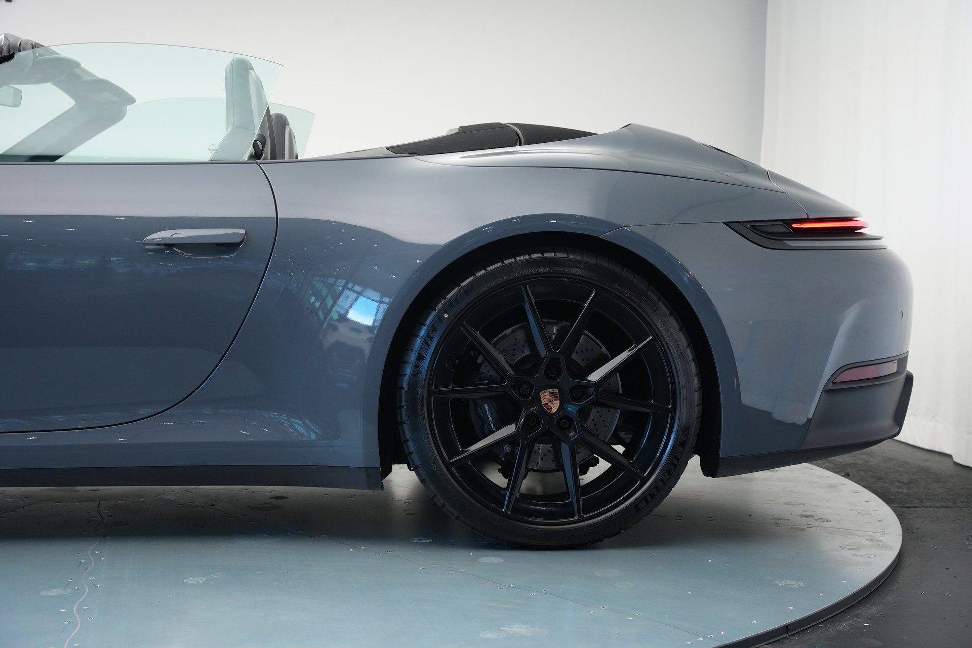 PORSCHE 911 Carrera Cabriolet PDK-image-41