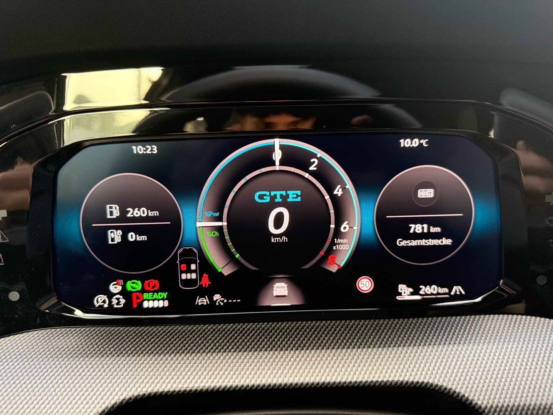 VW Golf GTE 1.5 TSI eHybrid 272 PS *** TOPAUSSTATTUNG MIT 5 JAHRE VW WERKSGARANTIE ***-image-12