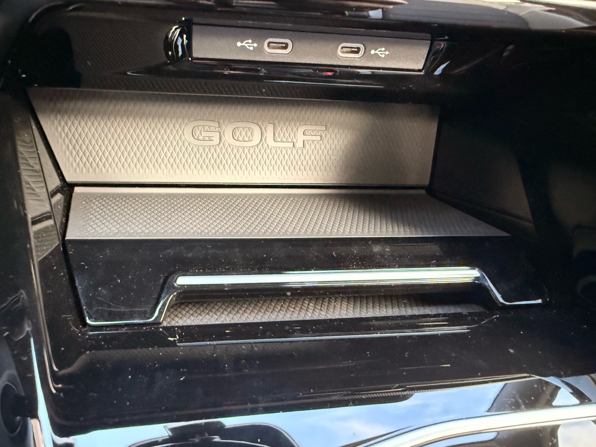 VW Golf GTE 1.5 TSI eHybrid 272 PS *** TOPAUSSTATTUNG MIT 5 JAHRE VW WERKSGARANTIE ***-image-23