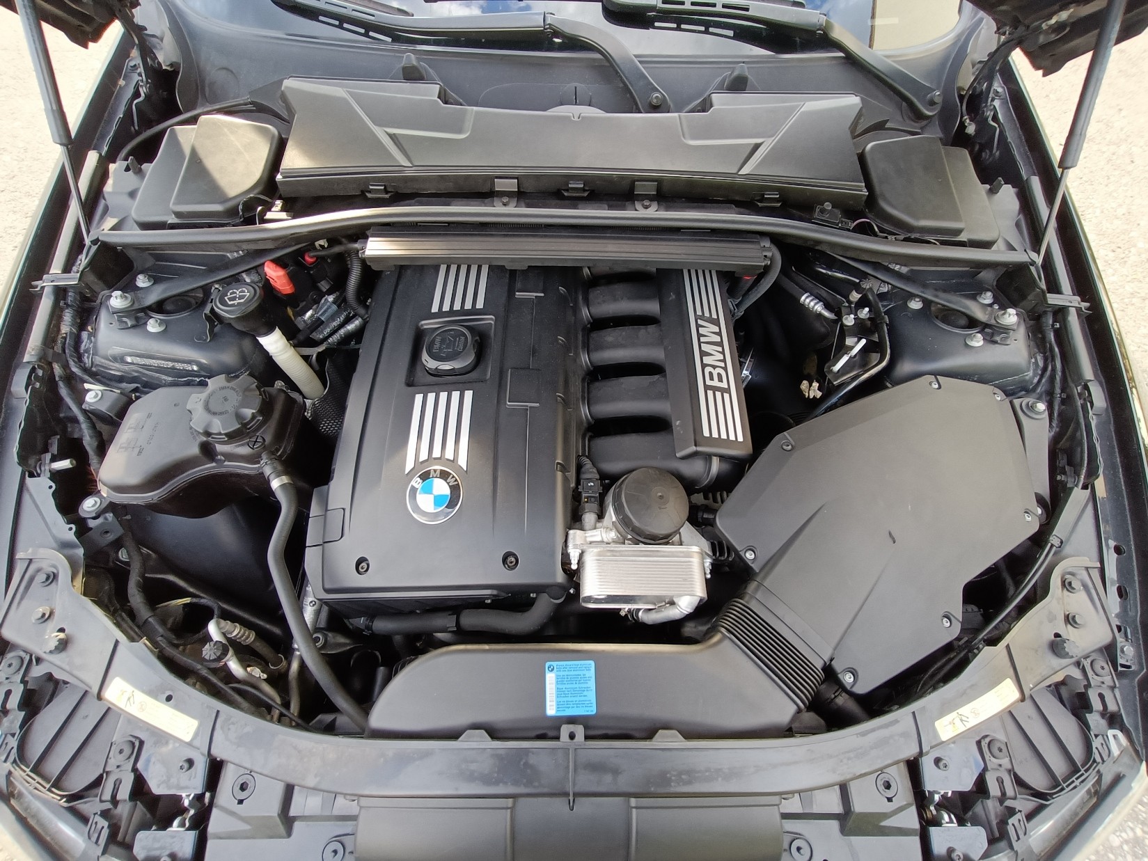 BMW 325i Cabriolet Steptronic-image-16