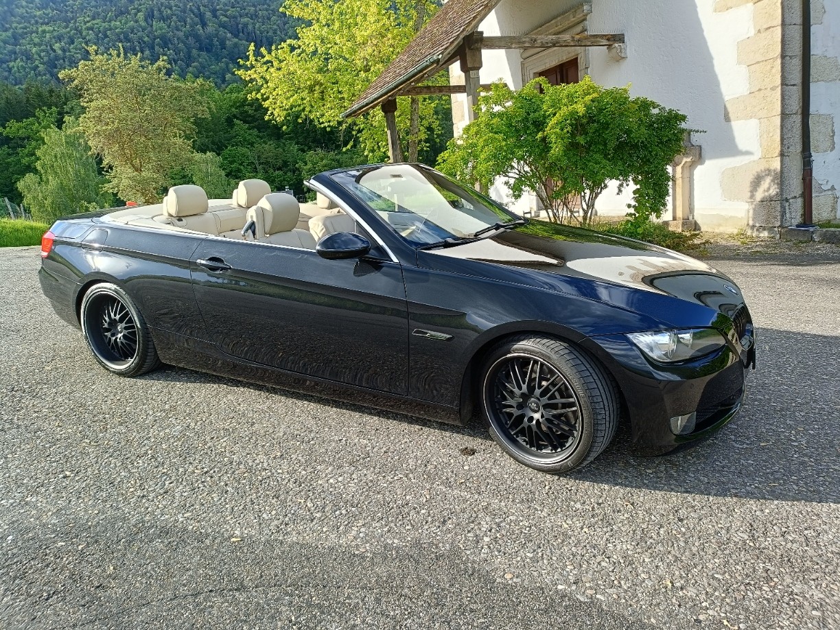 BMW 325i Cabriolet Steptronic-image-6