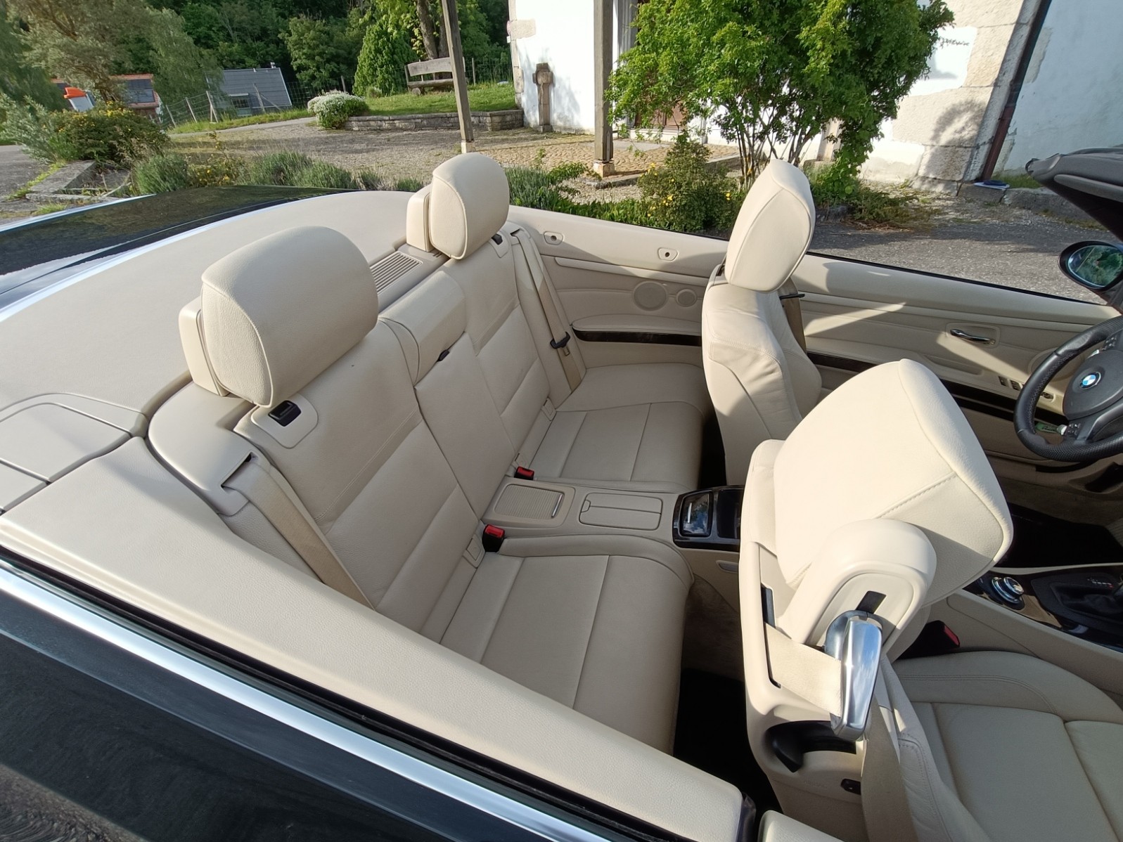 BMW 325i Cabriolet Steptronic-image-12