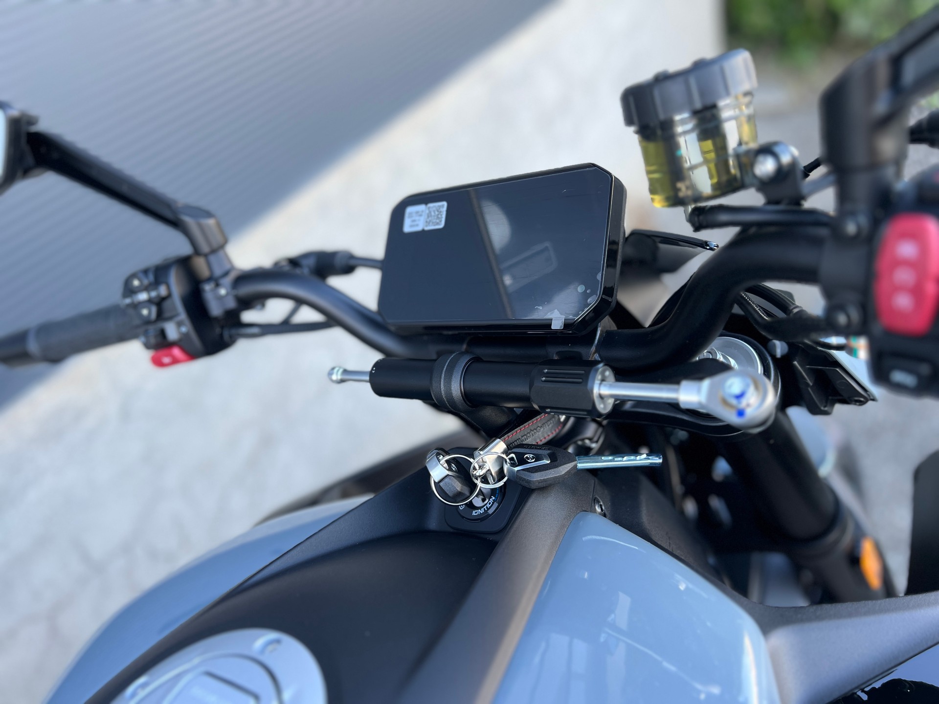CF MOTO 675 NK-image-9