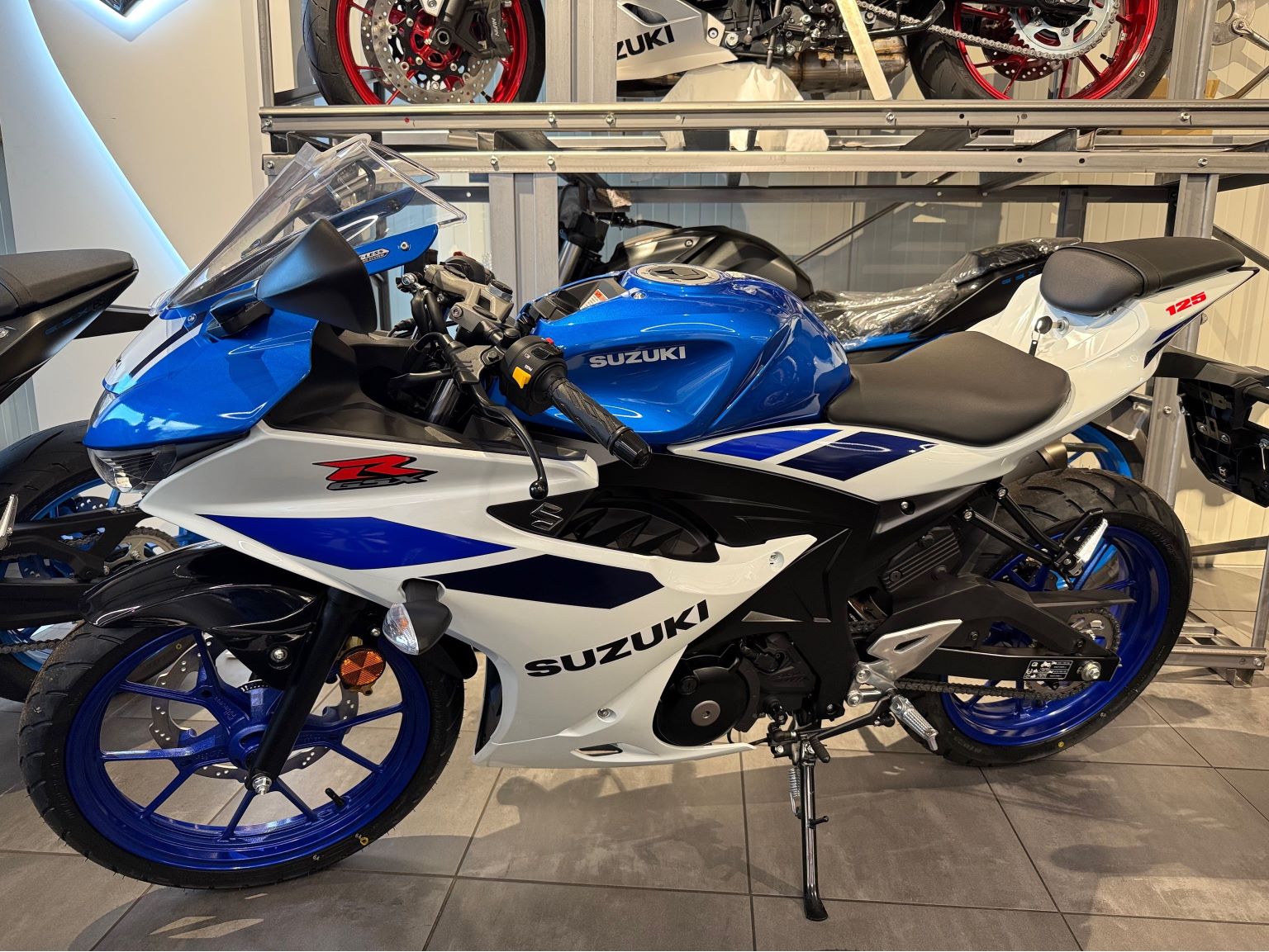 SUZUKI GSX 125 R L7-M0