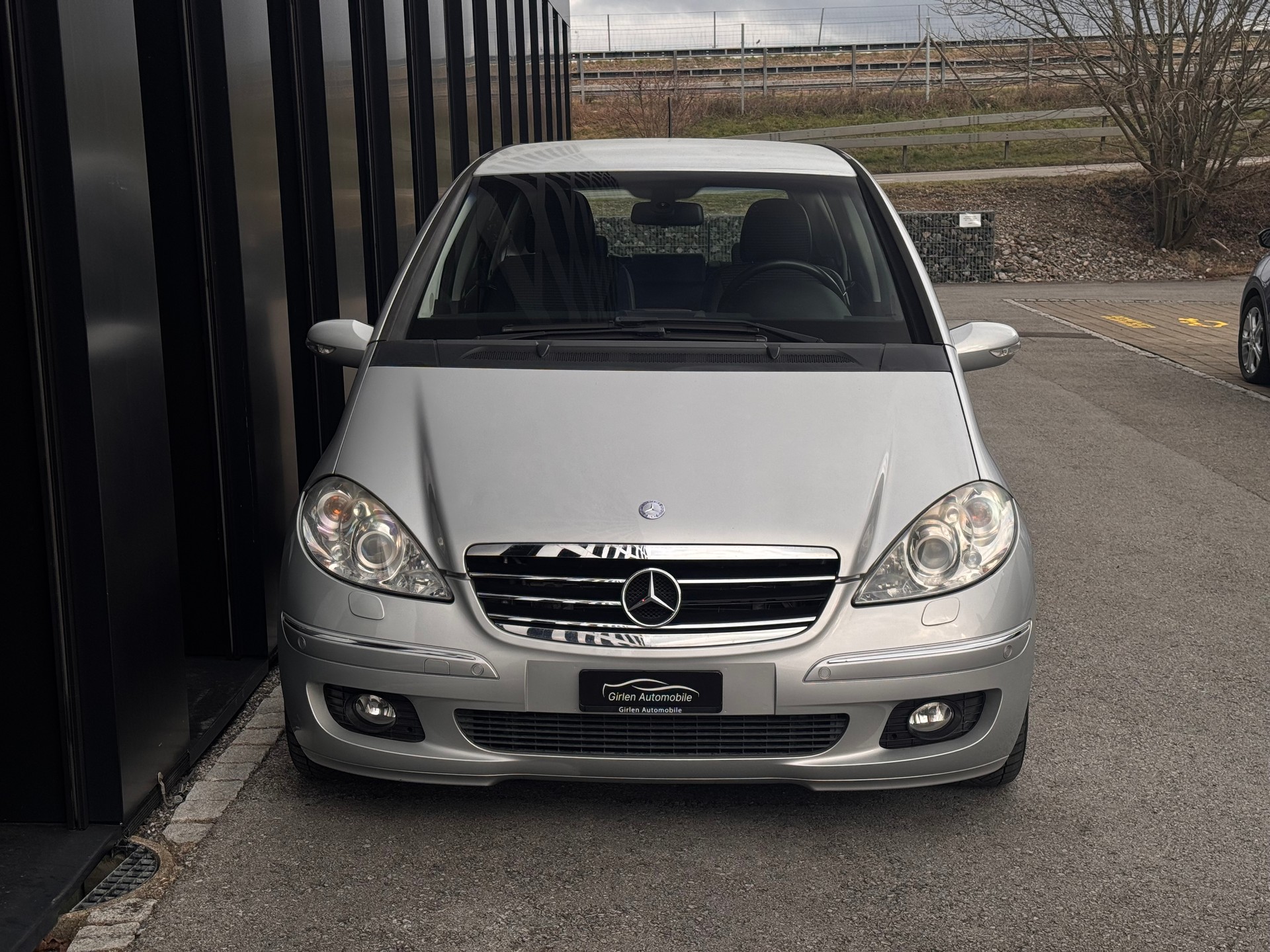 MERCEDES-BENZ A 200 Avantgarde-image-1