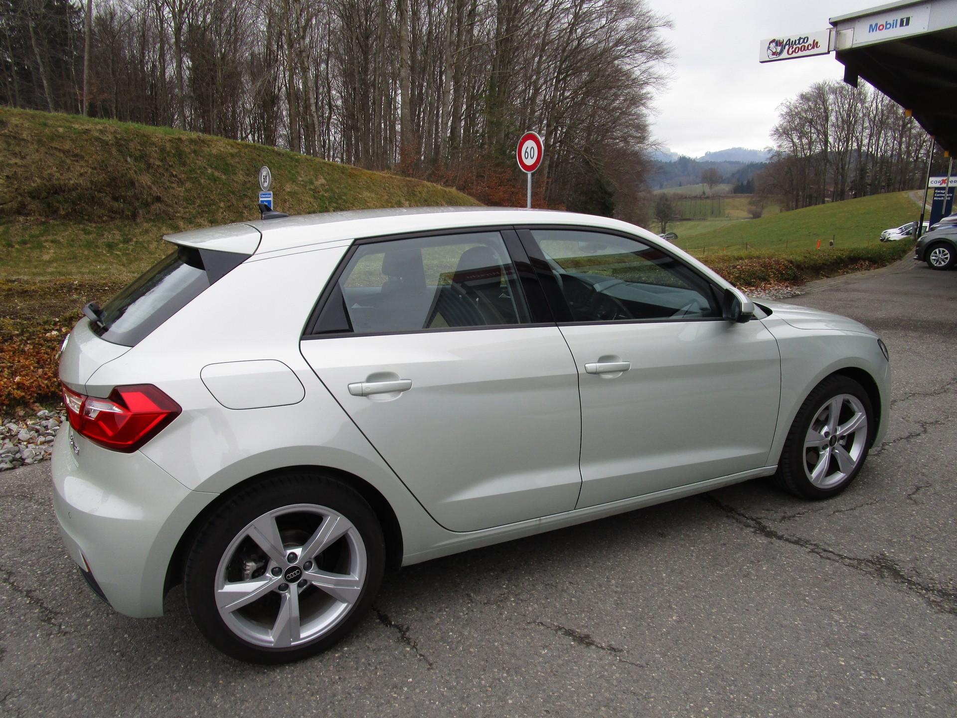 AUDI A1 Sportback 35 TFSI S-tronic-image-2