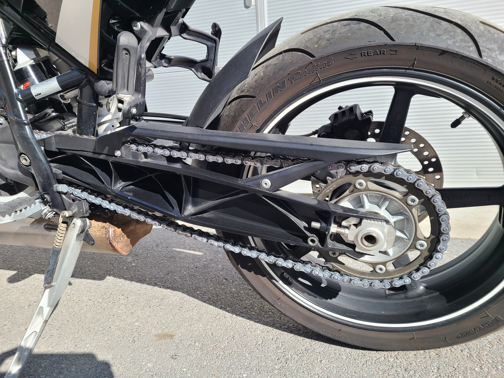 KTM 690 Duke III-image-11