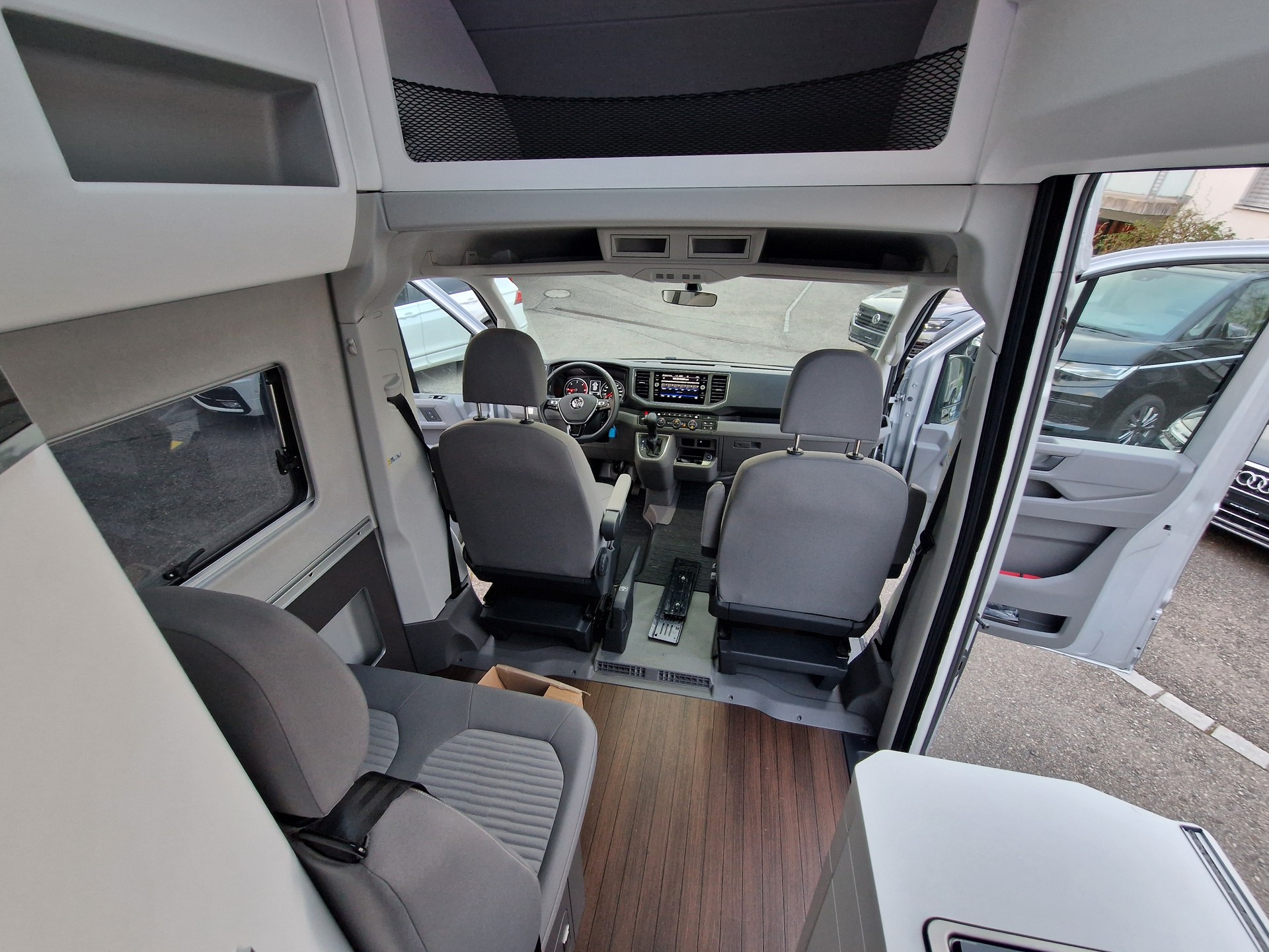 VW Grand California 600 2.0 BI-TDI 4 Motion-image-11