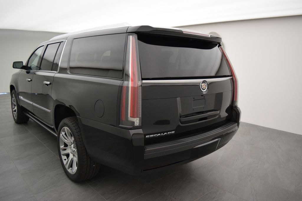 CADILLAC Escalade 6.2 ESV Platinum-image-6