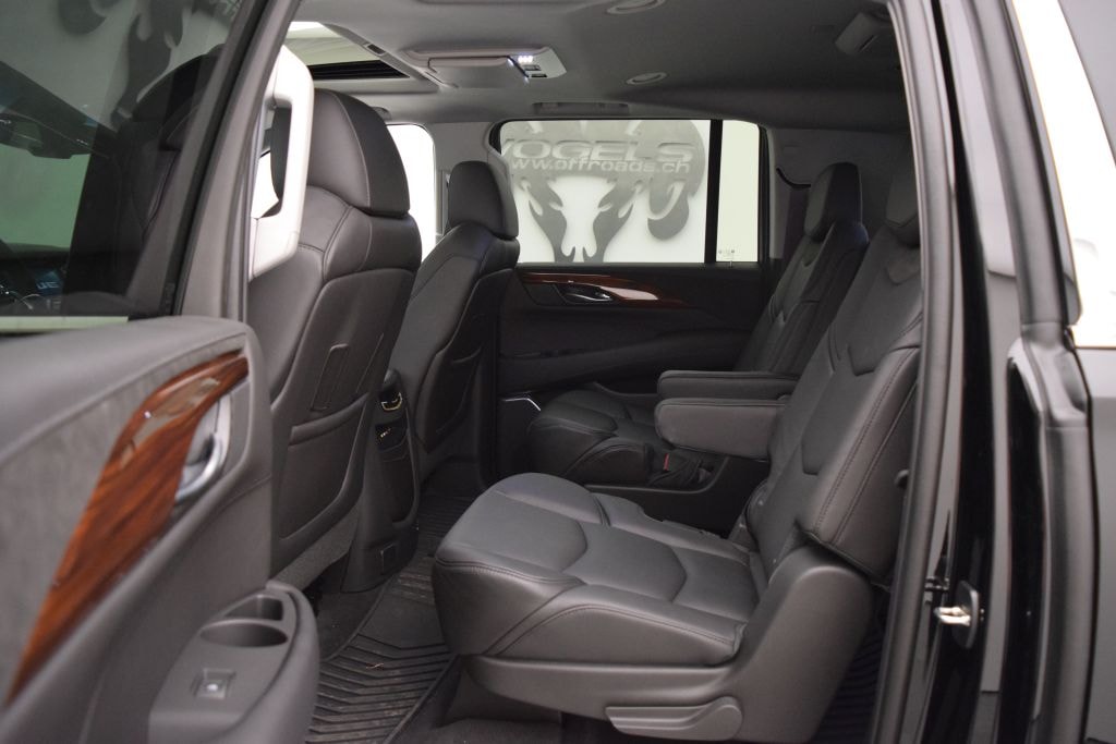 CADILLAC Escalade 6.2 ESV Platinum-image-12