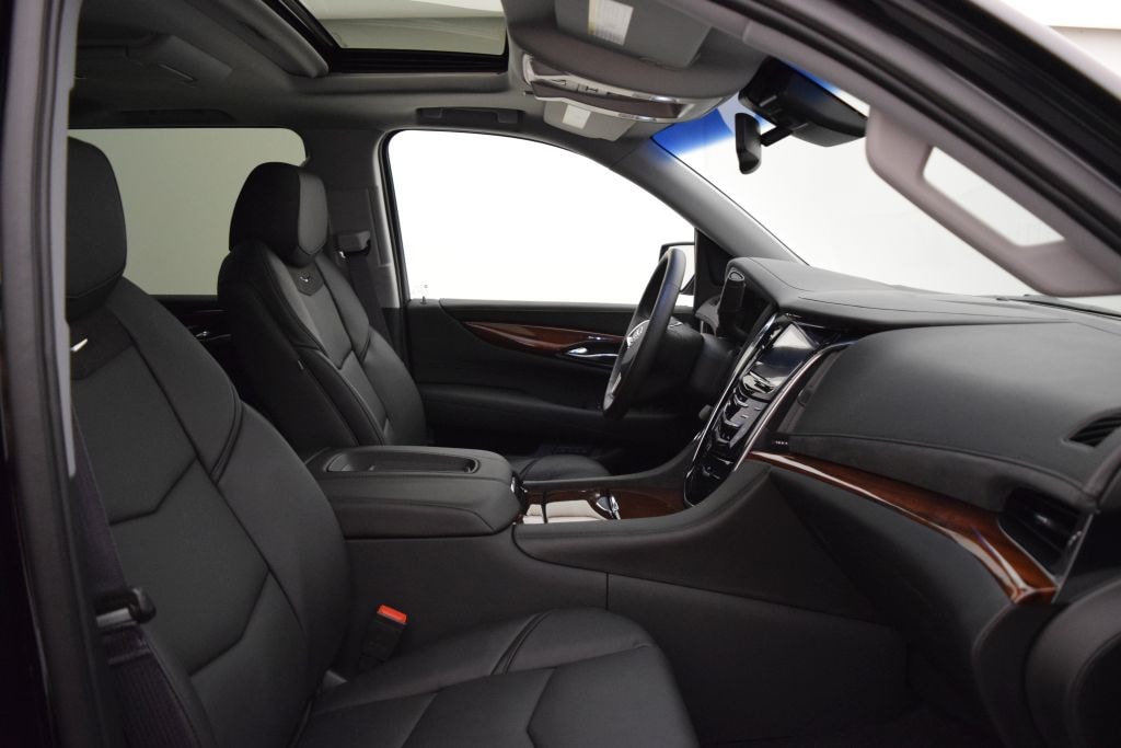 CADILLAC Escalade 6.2 ESV Platinum-image-11