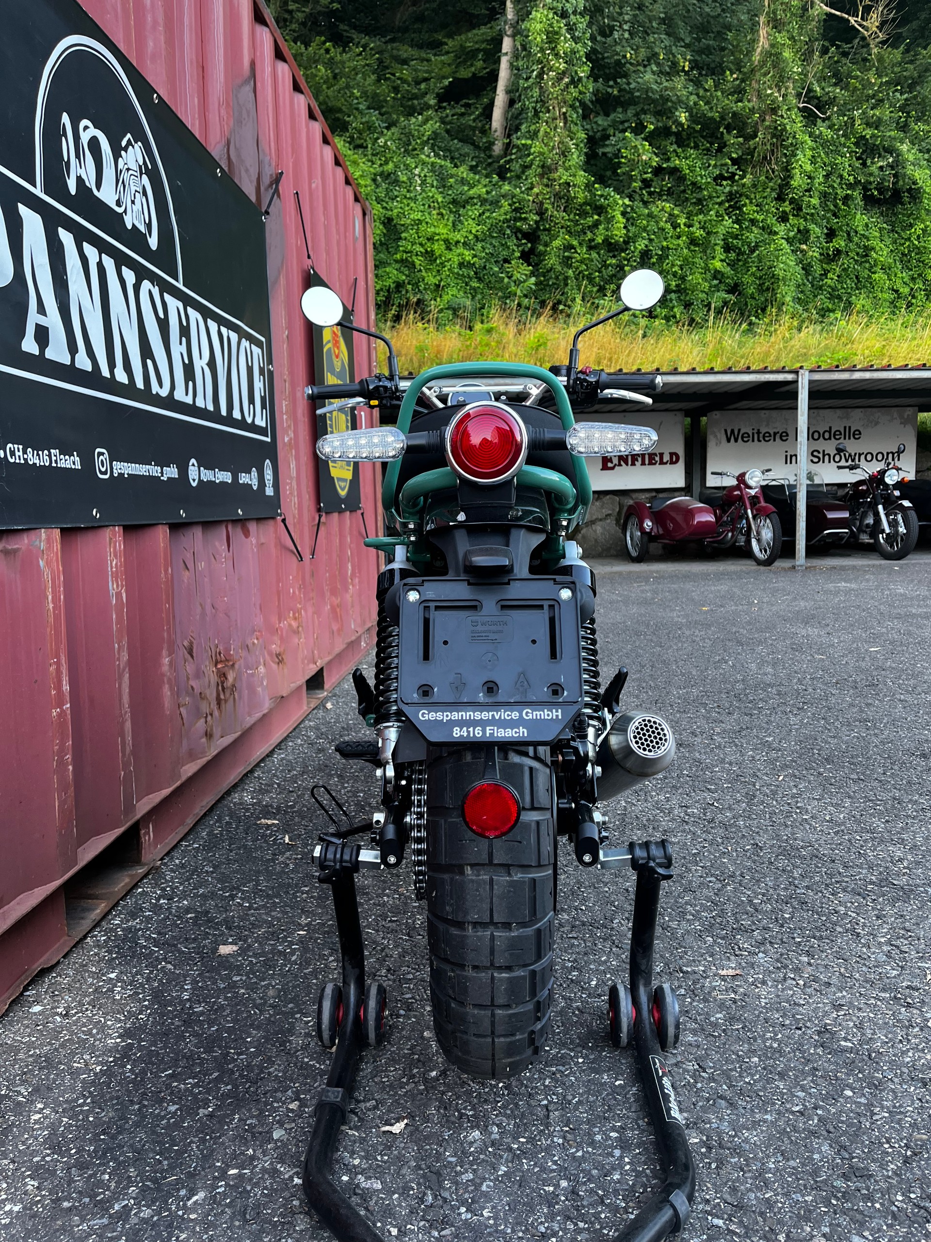 ROYAL ENFIELD Two Four Nine-image-10