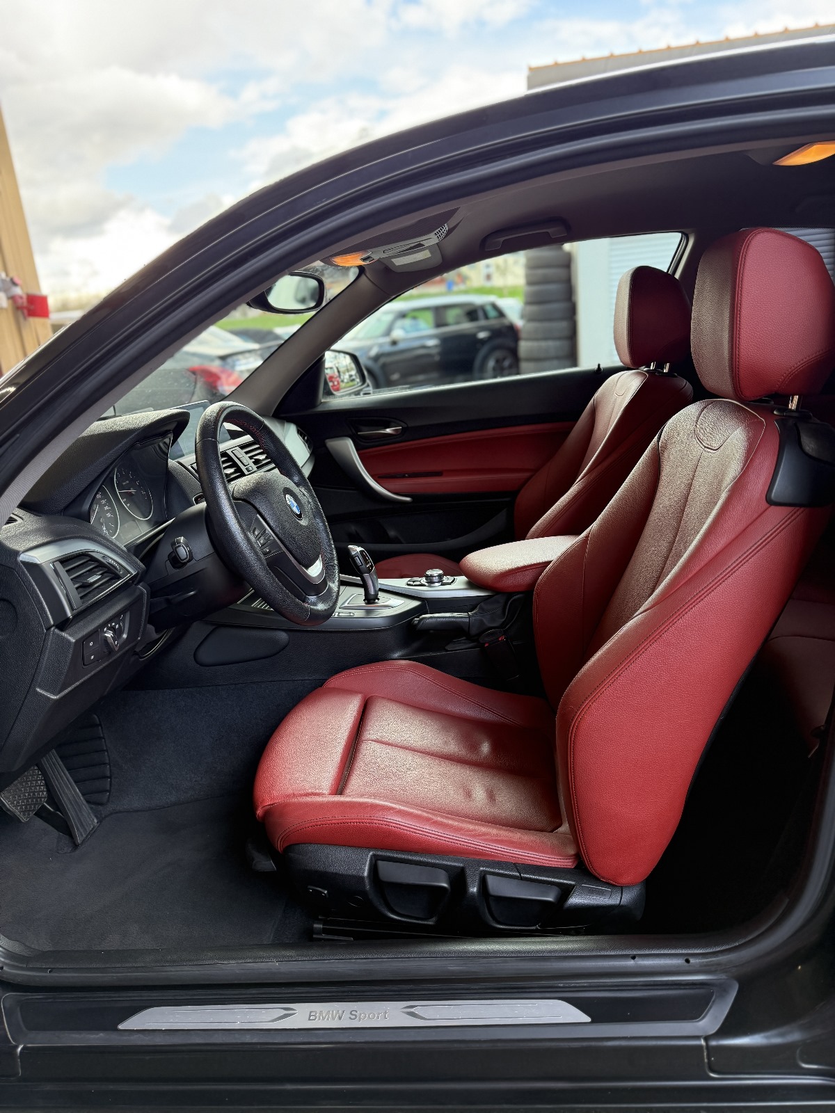 BMW 118i-image-6
