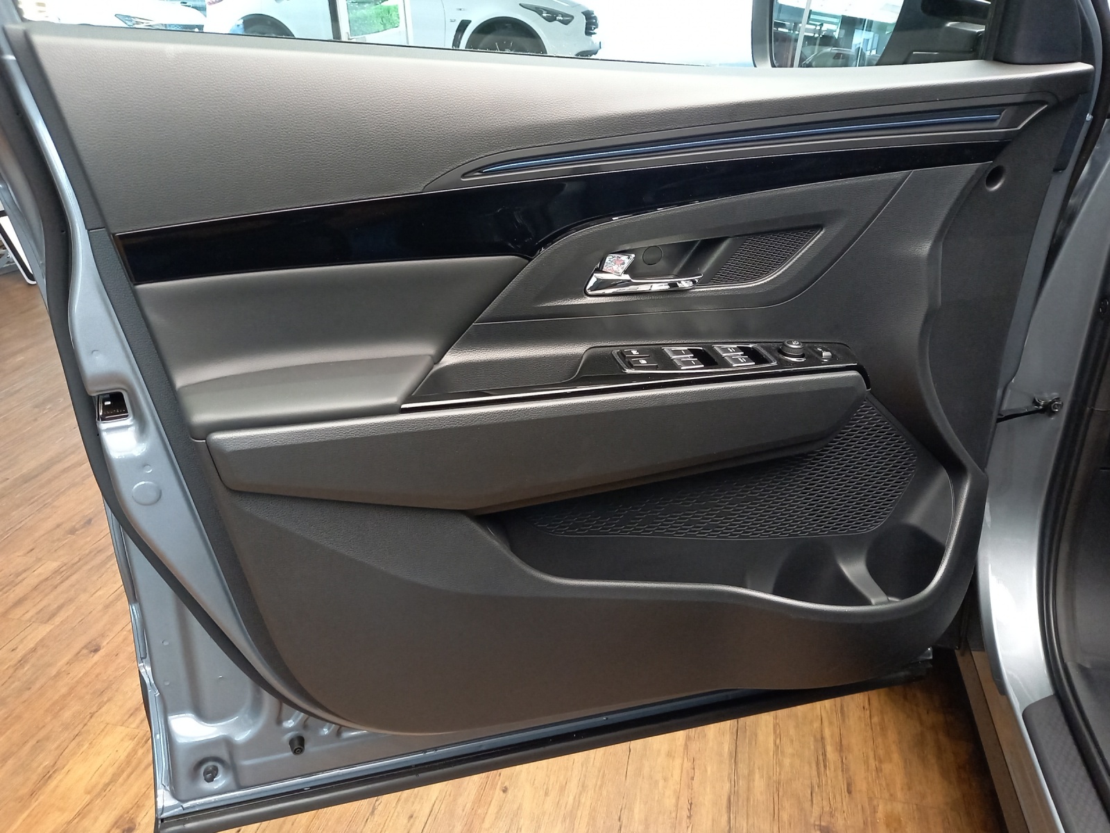 KGM-SsangYong Korando eMotion Titanium 61.5kWh-image-11