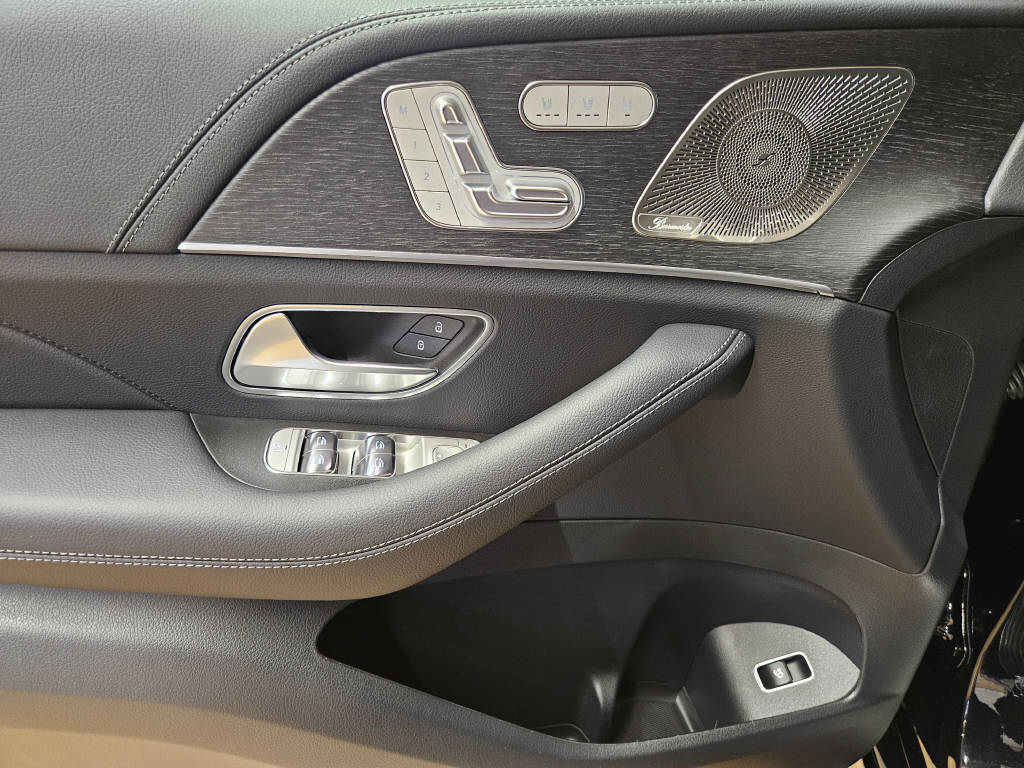 MERCEDES-BENZ GLE 450 d 4Matic AMG Line-image-9