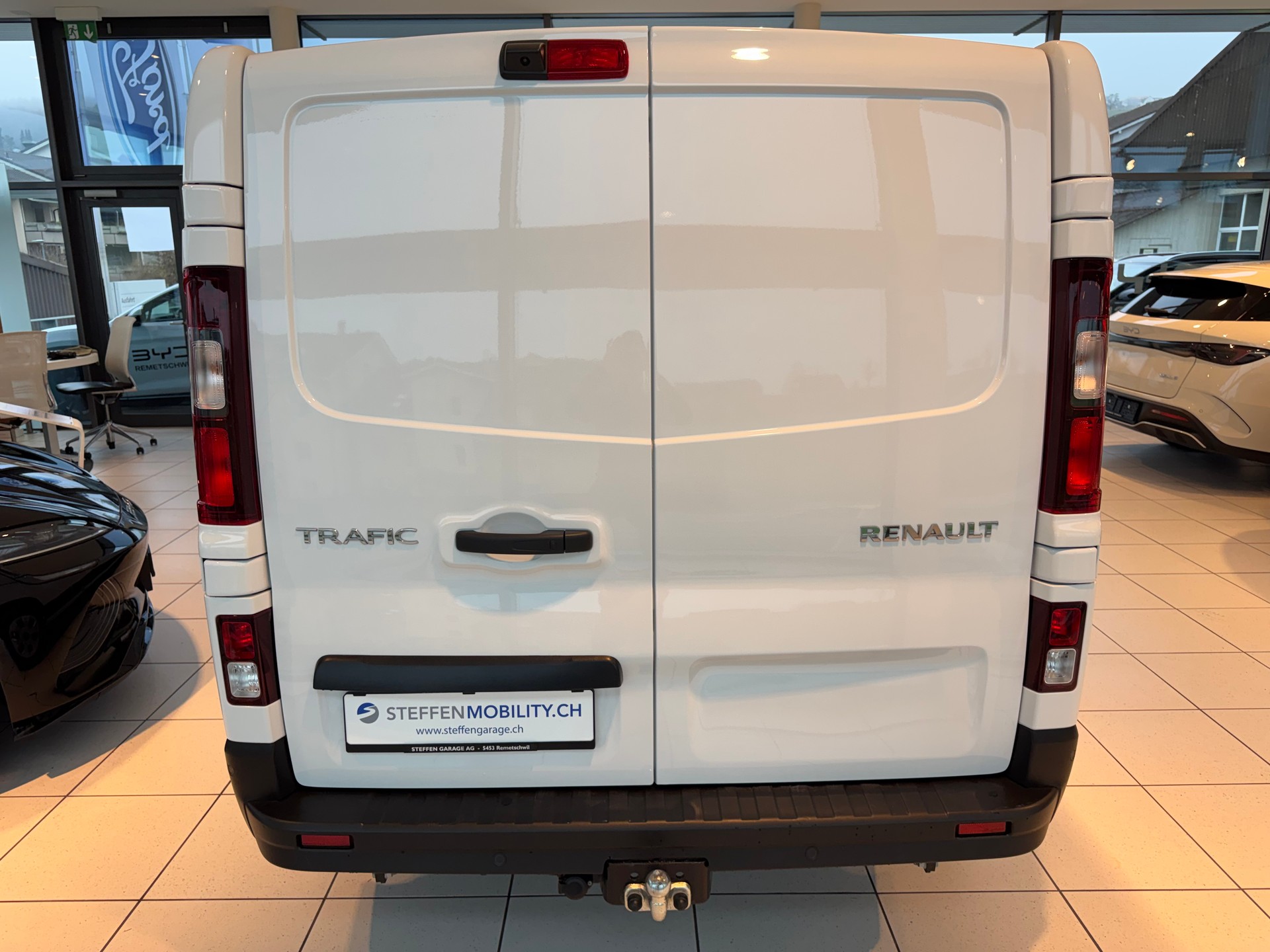 RENAULT Trafic 150 2.0 Adv.L2A NORDIC LINE-image-8