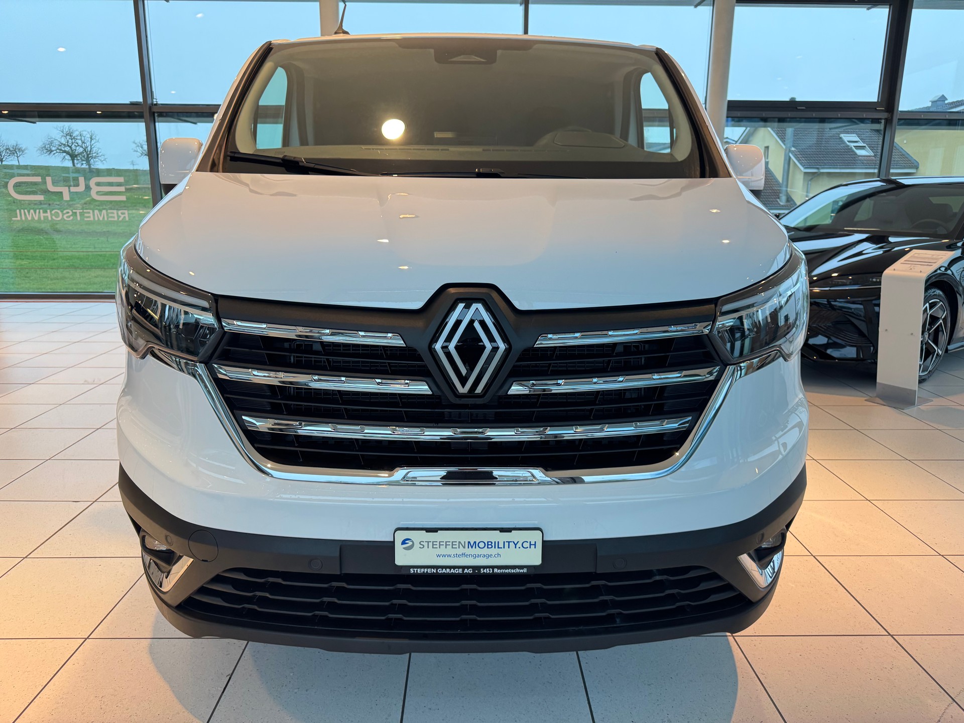 RENAULT Trafic 150 2.0 Adv.L2A NORDIC LINE-showroom-element-1