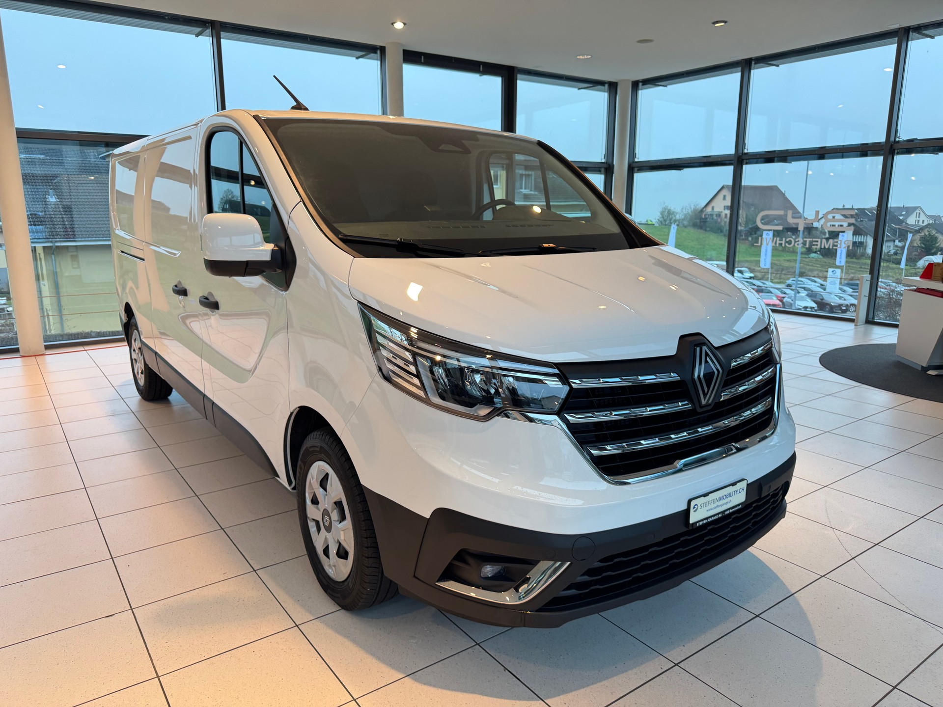 RENAULT Trafic 150 2.0 Adv.L2A NORDIC LINE-showroom-element-2