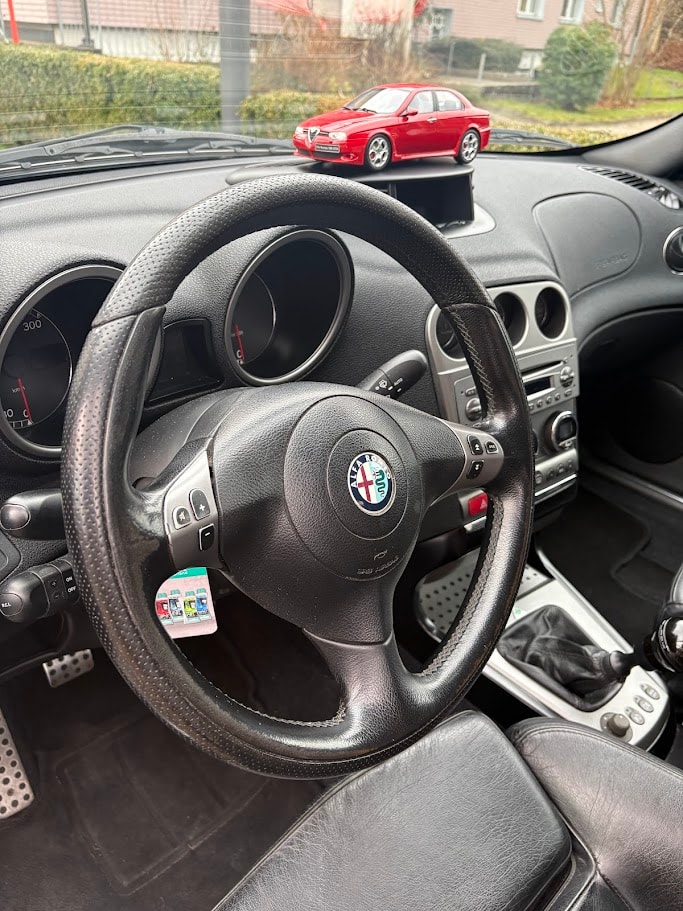 ALFA ROMEO 156 3.2 V6 GTA-image-13