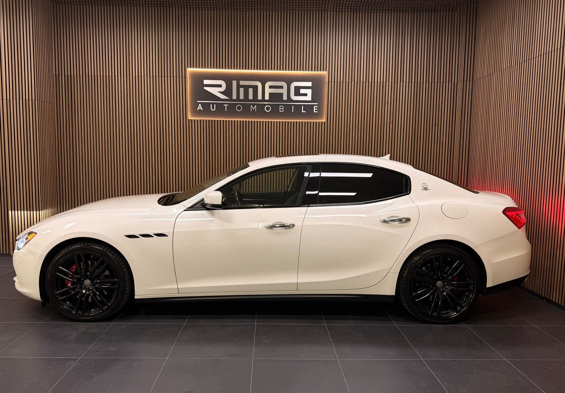MASERATI Ghibli S Q4 3.0 V6 Automatica-image-4