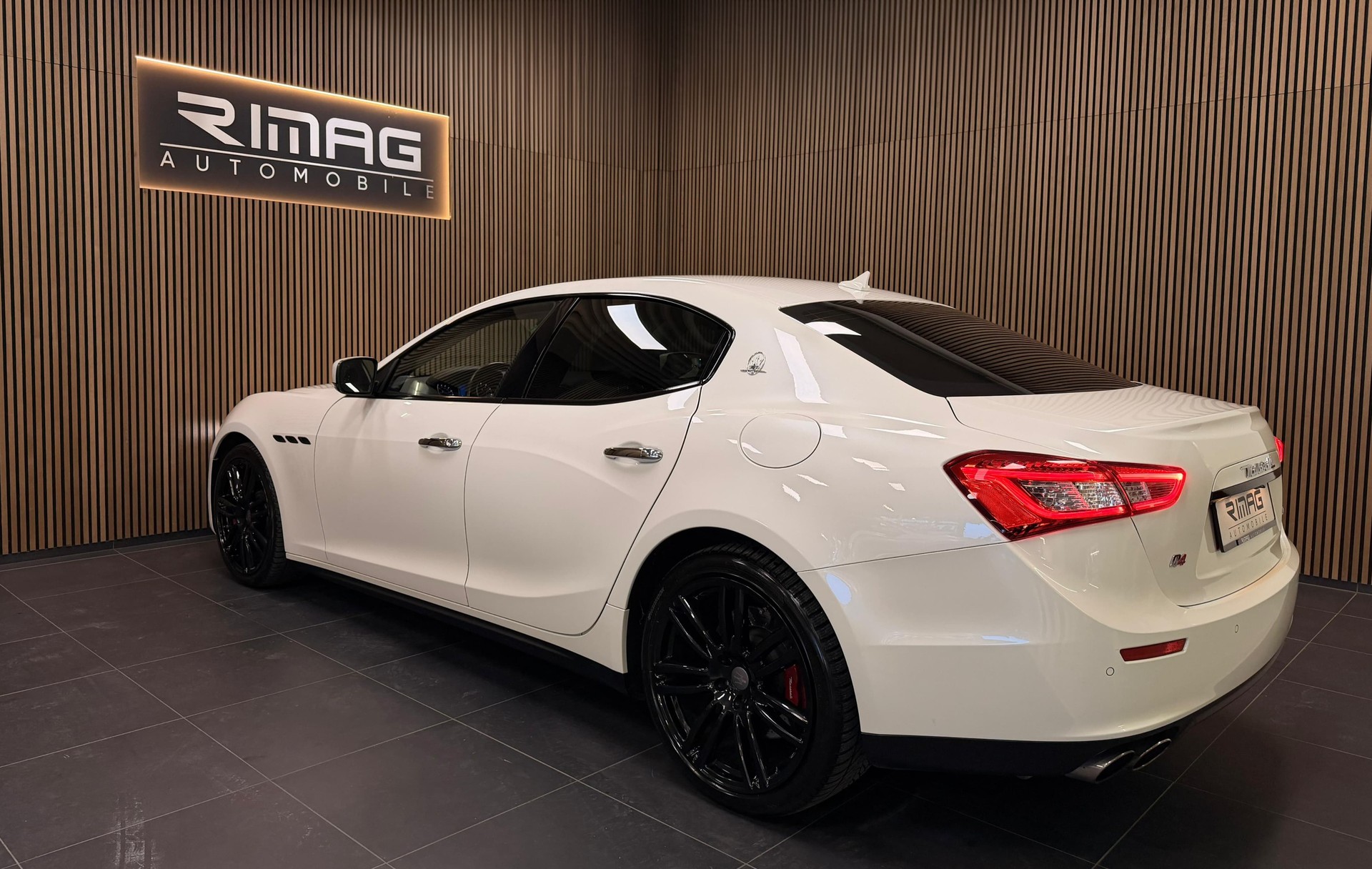 MASERATI Ghibli S Q4 3.0 V6 Automatica-image-13