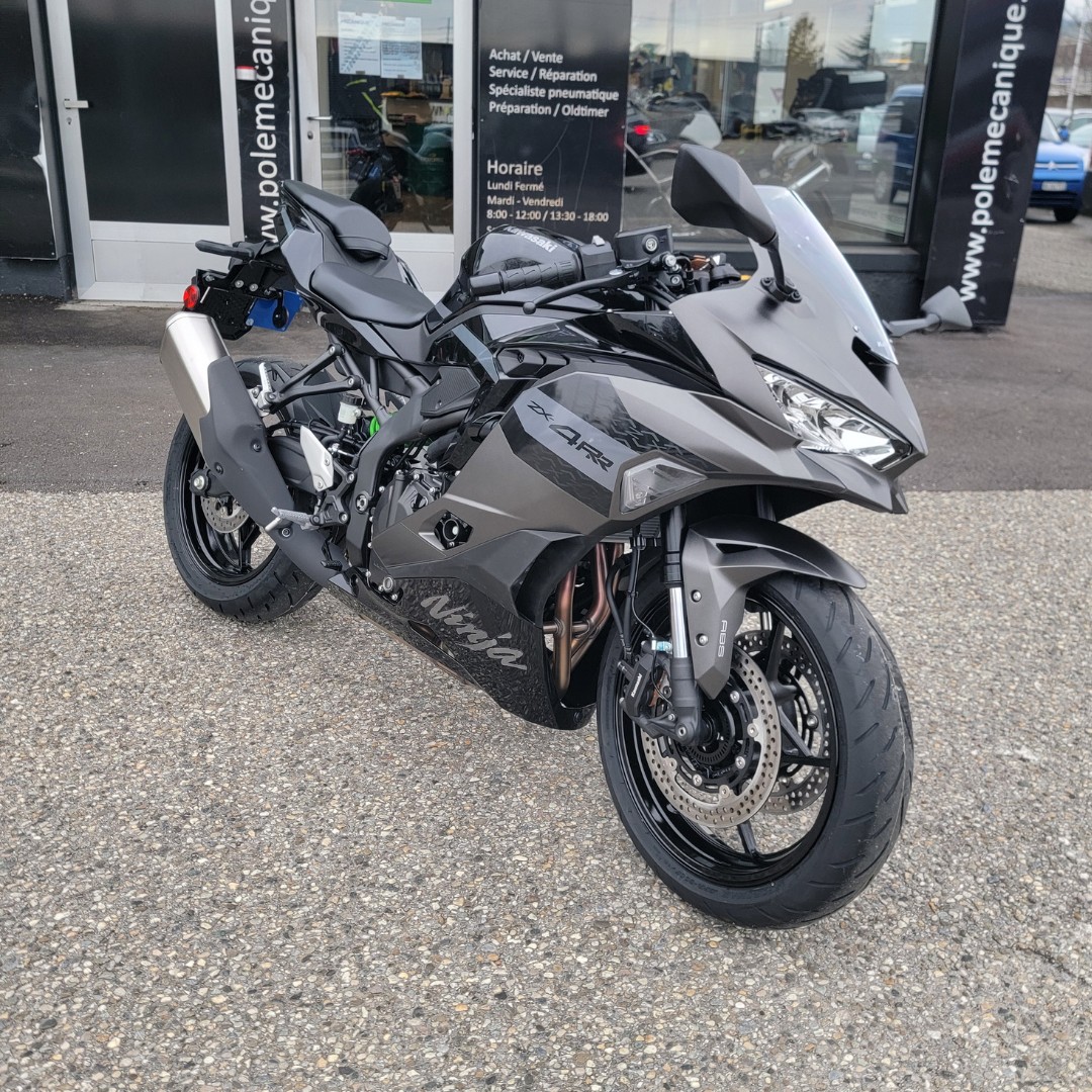 KAWASAKI Ninja ZX-4RR (35KW)-image-14