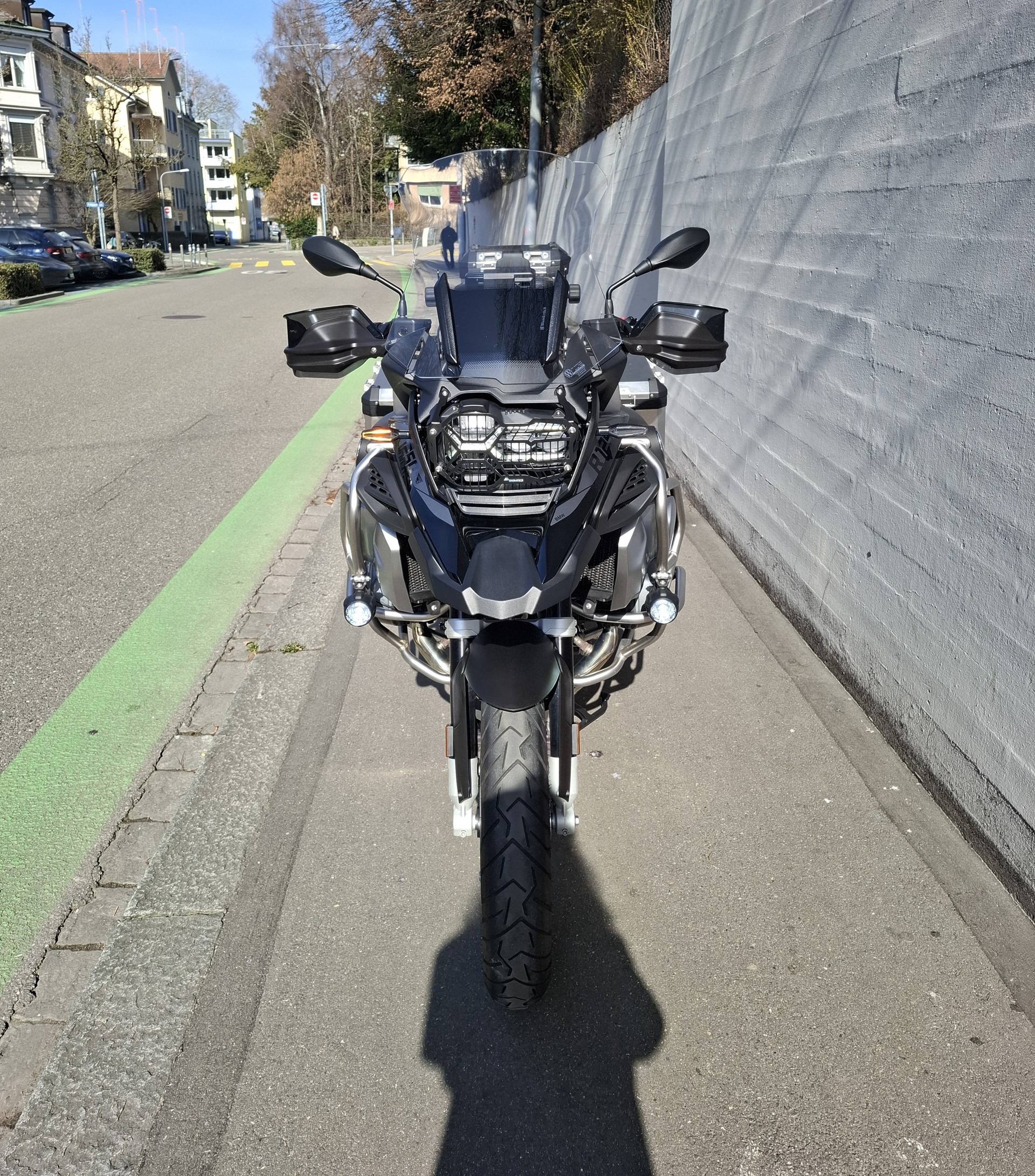 BMW R 1250 GS Adventure-image-2