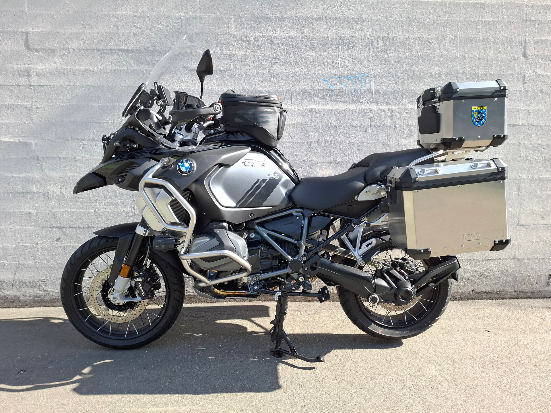 BMW R 1250 GS Adventure-image-1