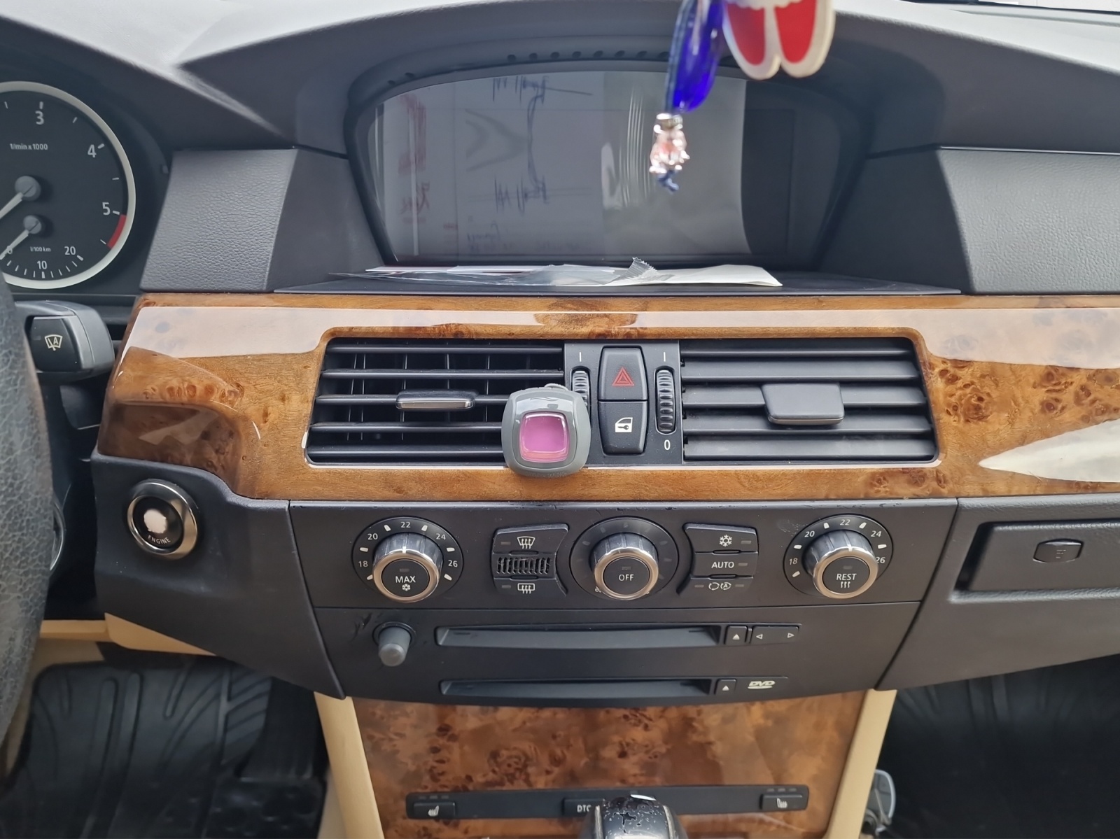 BMW 530xd Touring-image-7