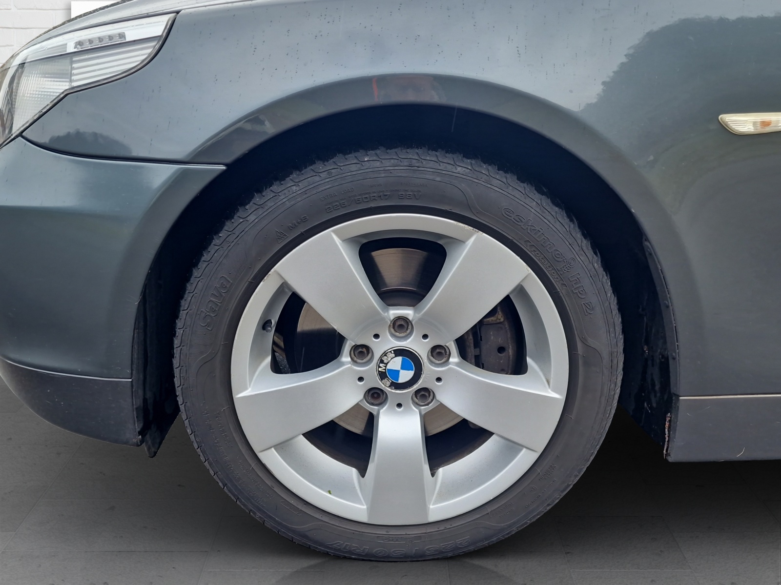 BMW 530xd Touring-image-13