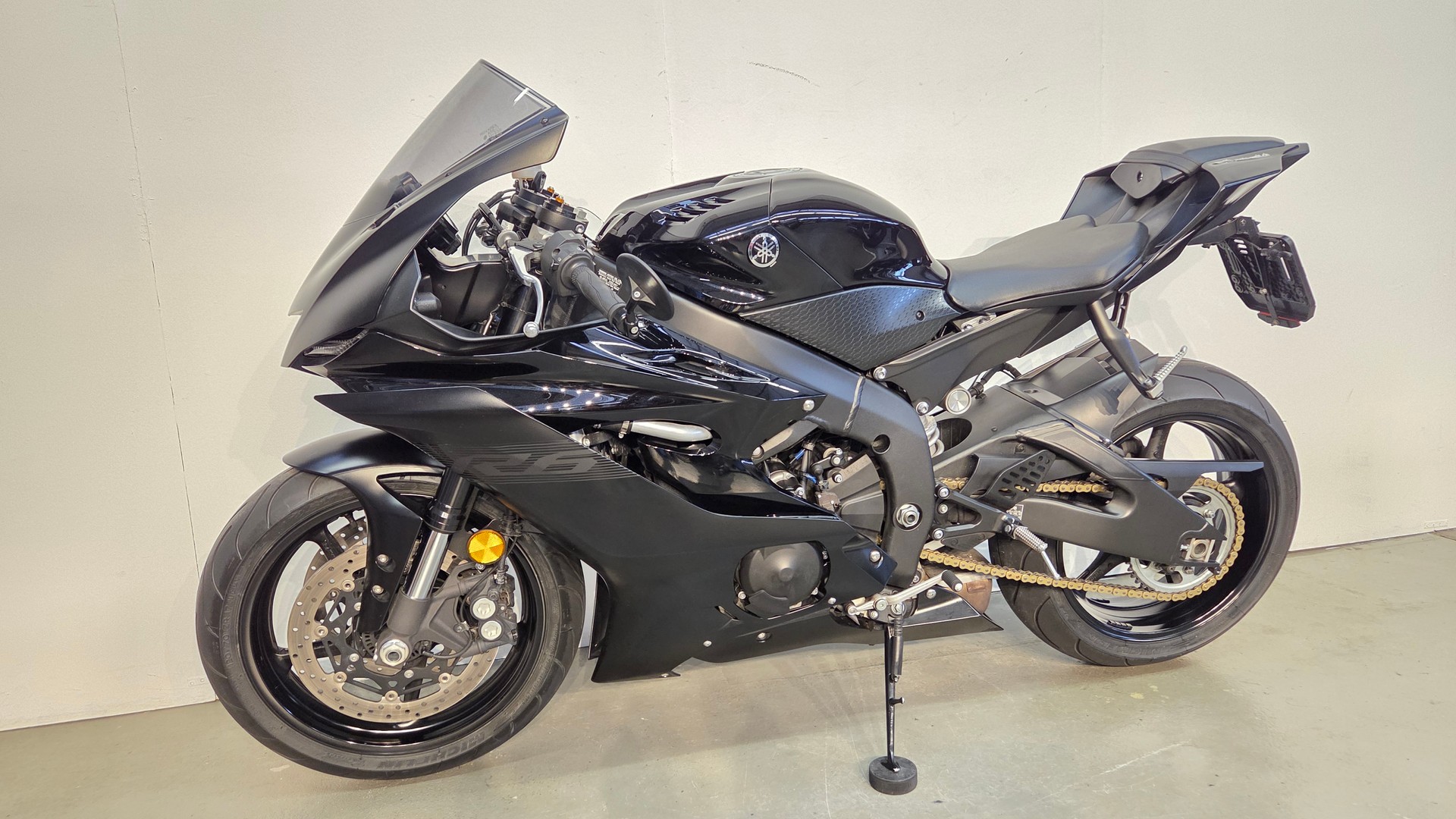 YAMAHA YZF-R6-image-3