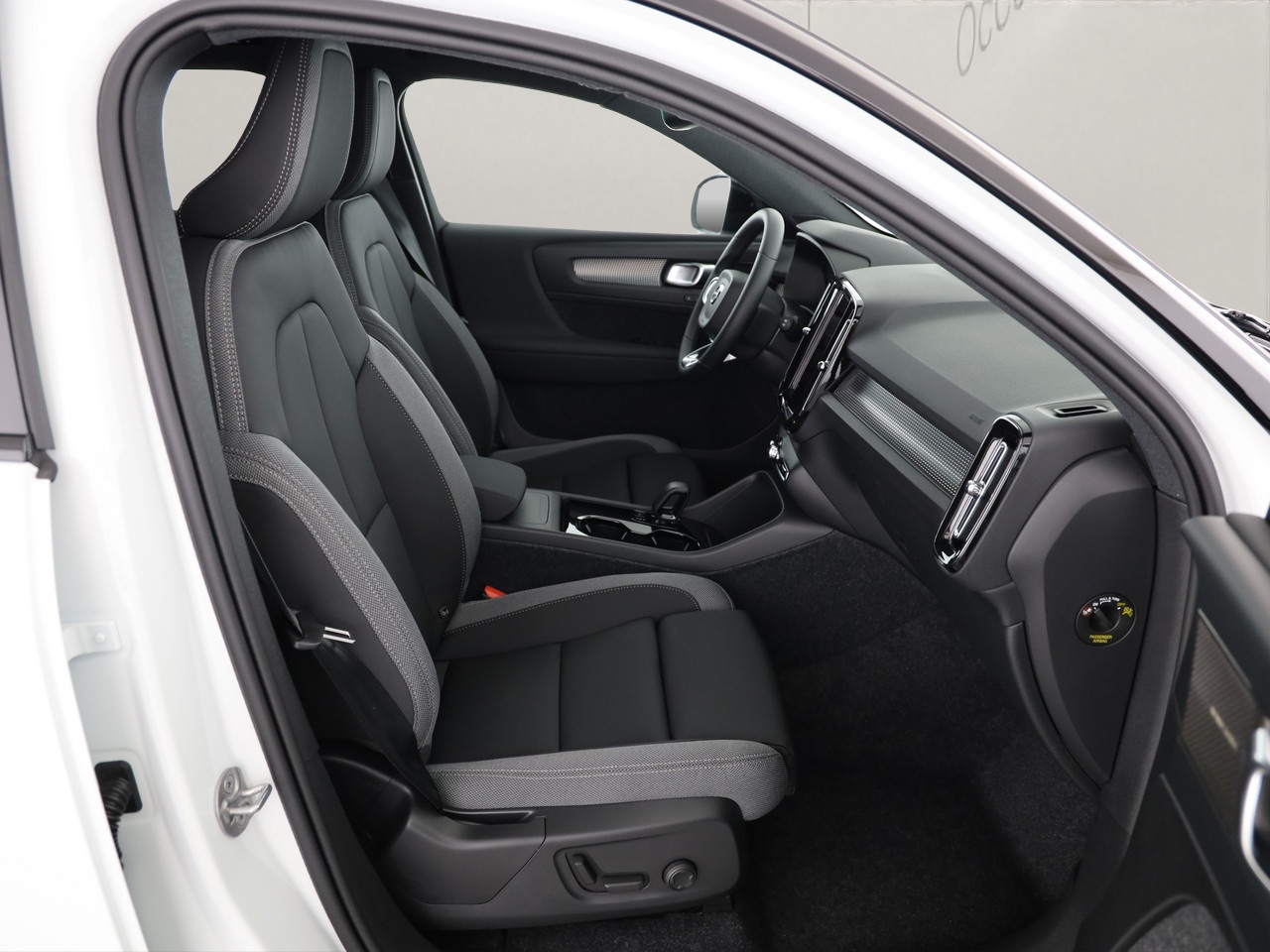 VOLVO EX40 Twin Ultra AWD-image-7