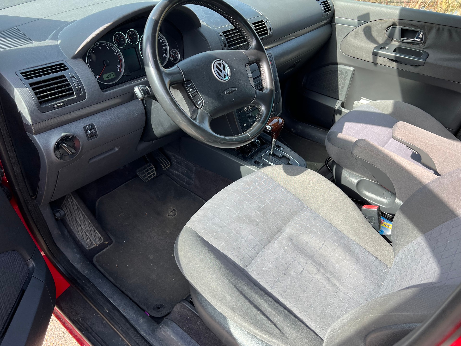 VW Sharan 2.8 V6 Trendline-image-5
