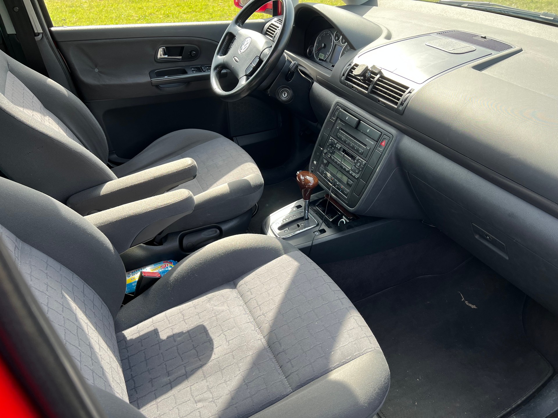 VW Sharan 2.8 V6 Trendline-image-6