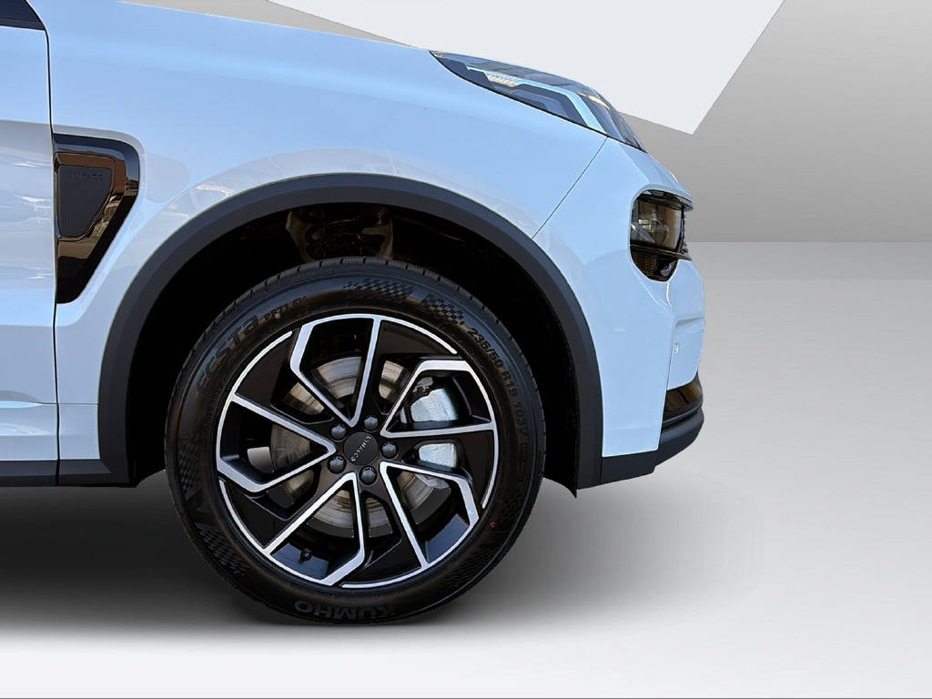 LYNK & CO 01 1.5 PHEV Core-image-6