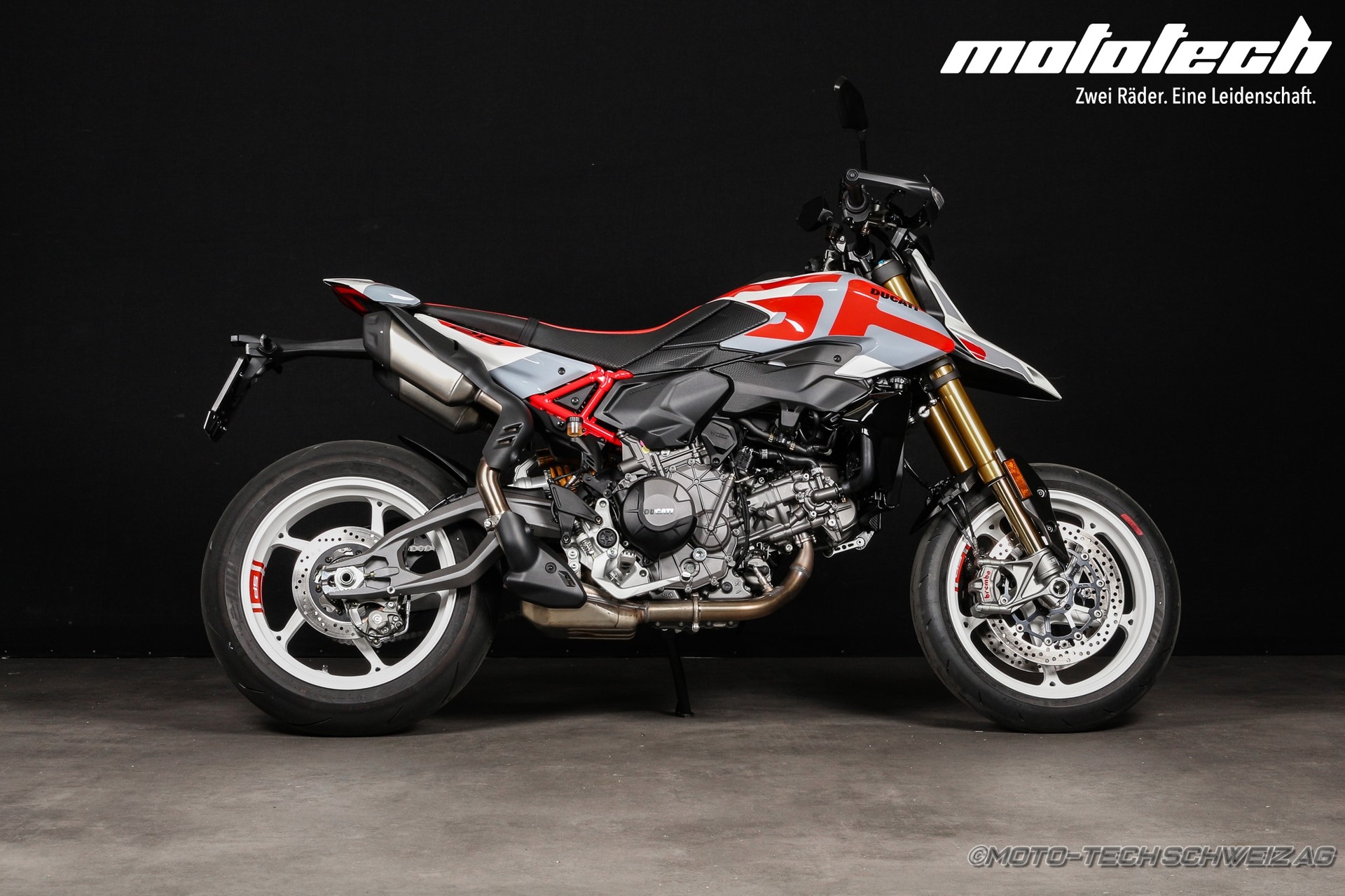 DUCATI HYPERMOTARD 890 SP-image-0