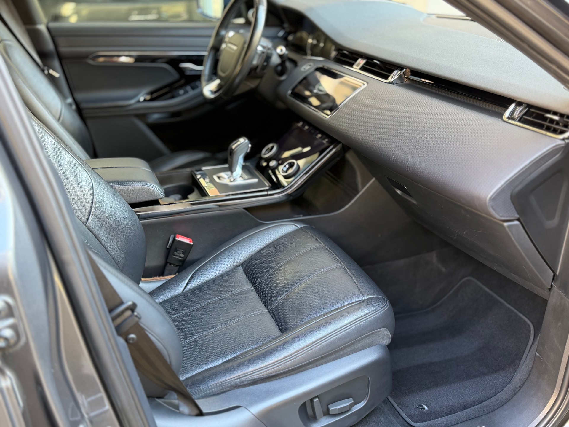 LAND ROVER Range Rover Evoque R-Dynamic D 240 SE AT9-image-6